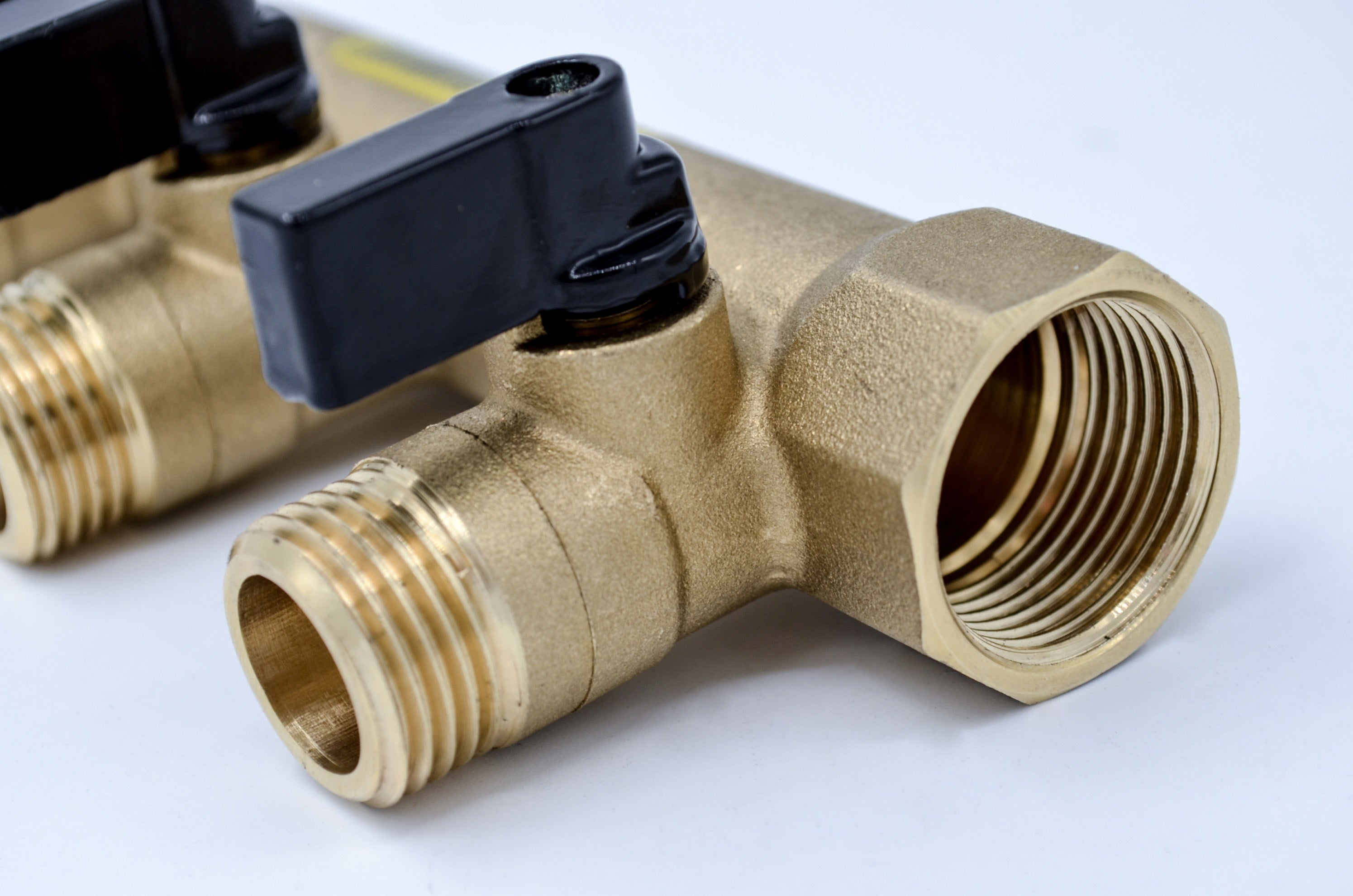 Collecteur Mâle - Femelle 20x27 - 6 départs à Vannes 15x21 NOYON & THIEBAULT - 6