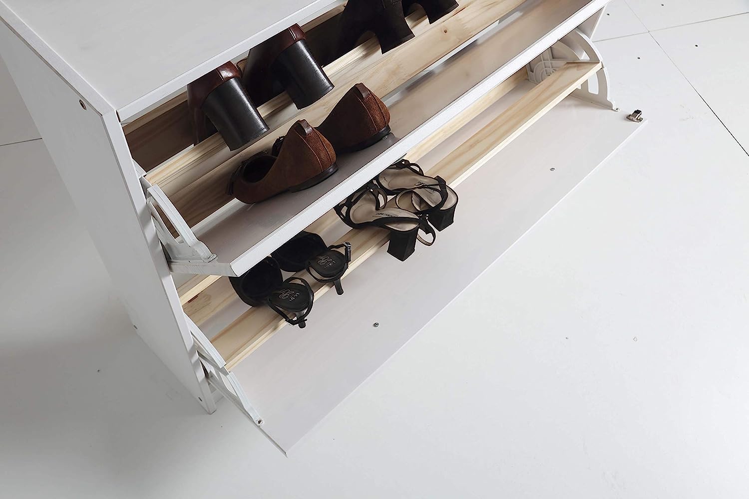 placard à chaussures , 2 portes tabac blanc pin massif , couleur blanc translucide bois, mesure 80X110X23 (hauteur-largeur-profondeur) - 6