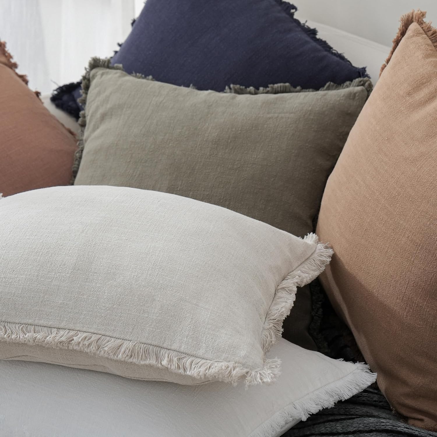 Lot de 2 housses de coussin décoratives en lin à franges, style bohème, avec pompons, douces et décoratives, pour canapé, lit, 45 x 45 cm, beige - 5