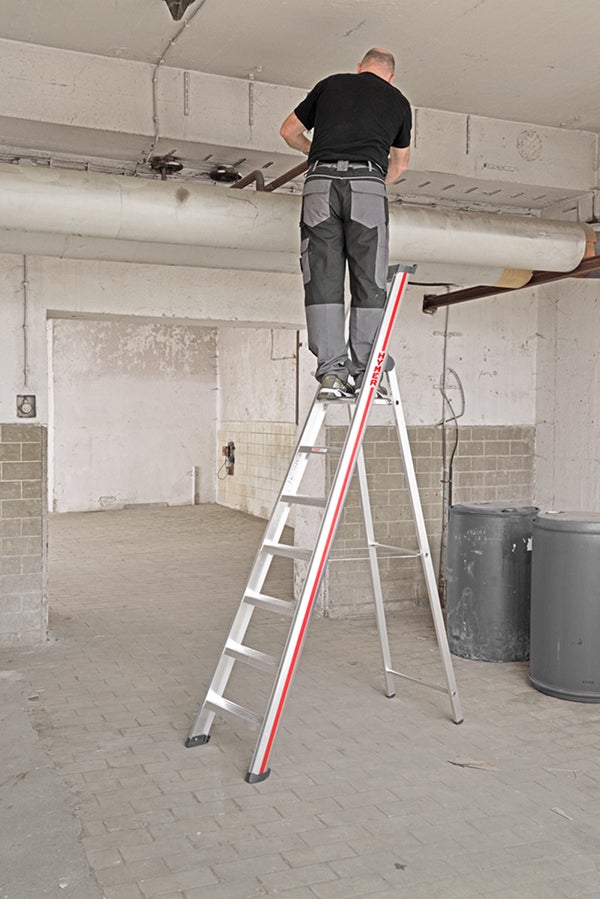 Escabeau 7 marches - Hauteur atteignable 3.60m - 6026/07 - 3