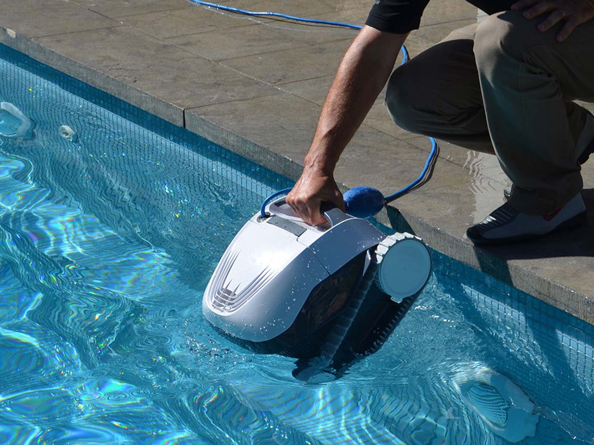 Robot de piscine électrique E10 - Dolphin - 3