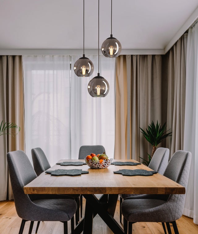 EGLO Lampadario Ariscani a grappolo a 3 luci per sala da pranzo e soggiorno, metallo nero e vetro fumo grigio-trasparente E27 Ø42,5 cm h110 cm