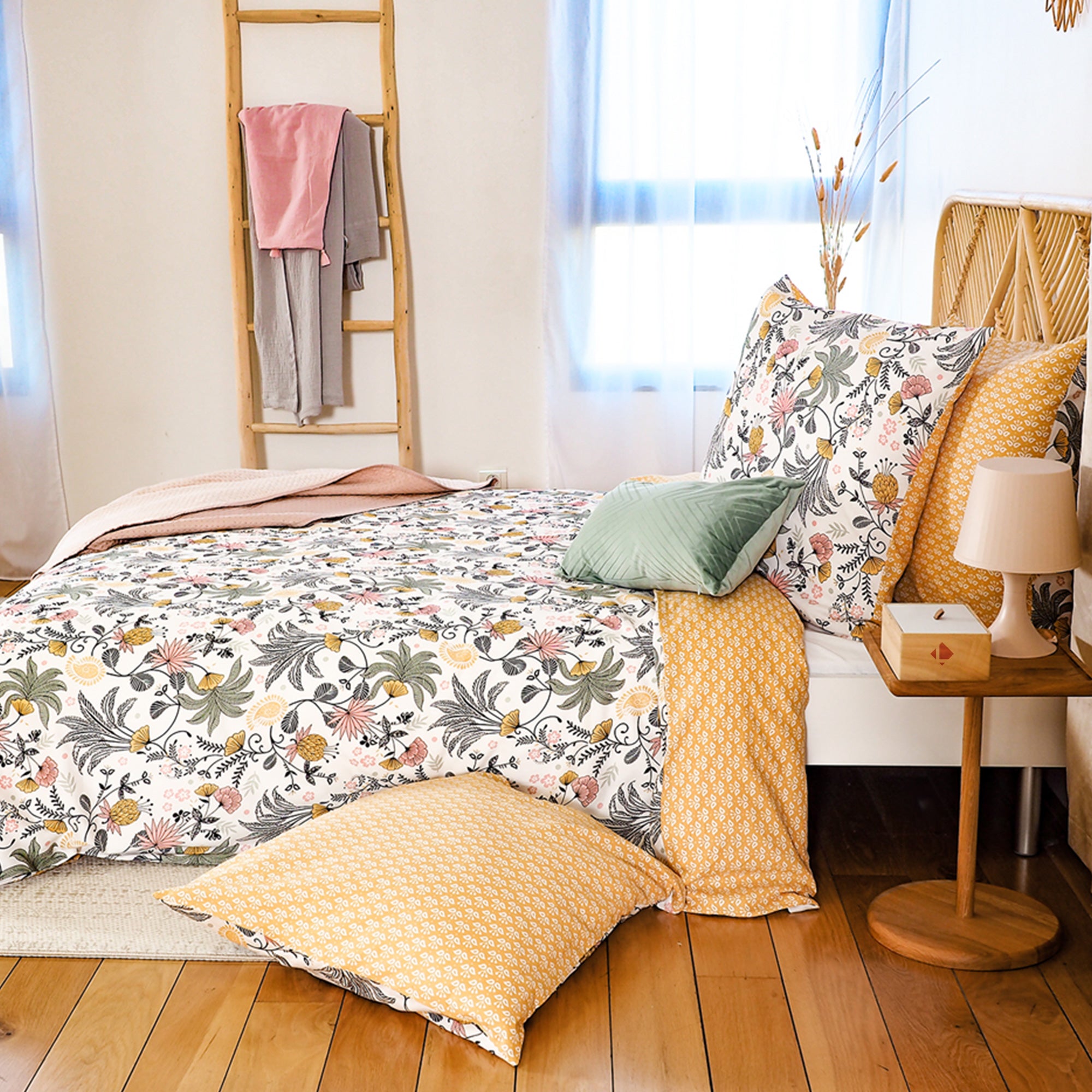 Parure de lit 260x240 cm Satin de coton WAYAN Vert 3 pièces - 6