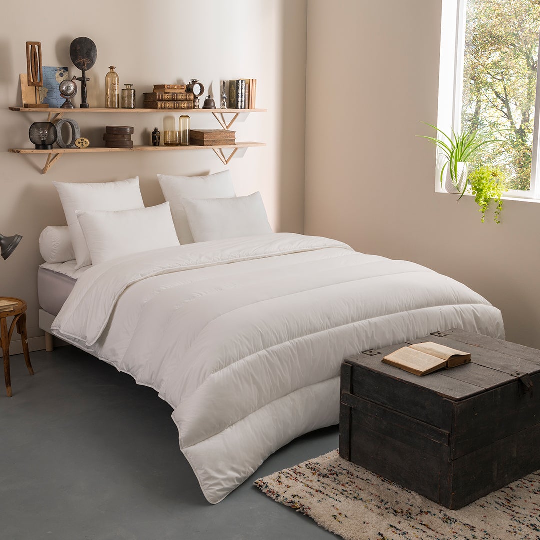 Couette Légère MORTREUX 220x240 Esprit Loft - Microfibre Gris