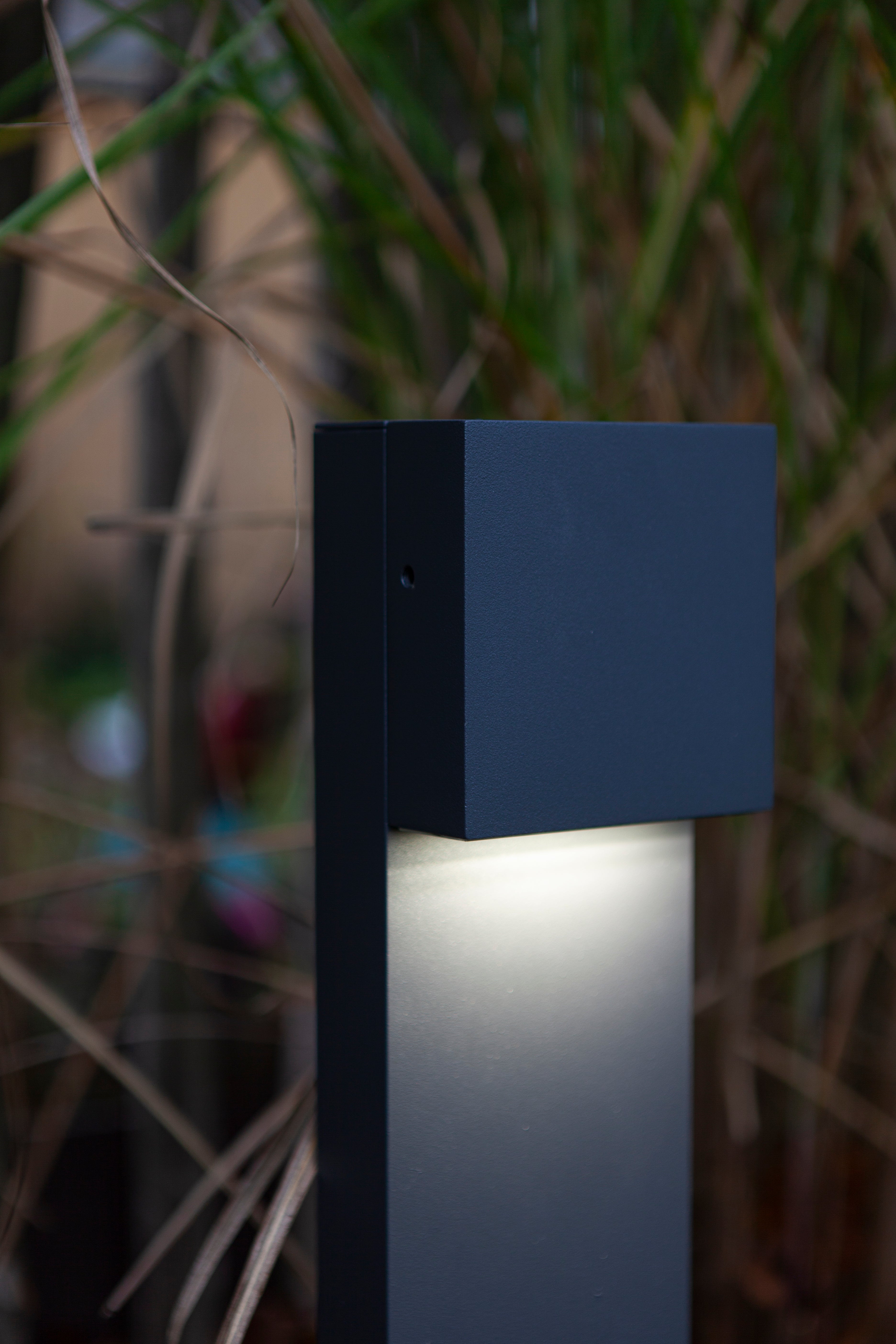 Lampa ogrodowa stojąca Gemini antracyt LED 9.2W 4000K 800lm IP54 wym: 65 x 11 x 9,2 cm aluminium Lutec - 4