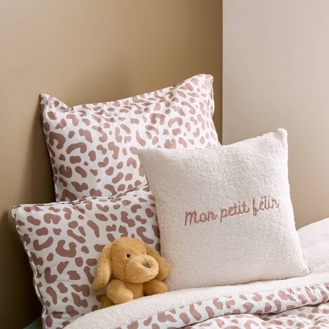 Coussin reversible bouclette/léopard Jaiko 40x40cm blanc et rose - Atmosphera Créateur d'intérieur