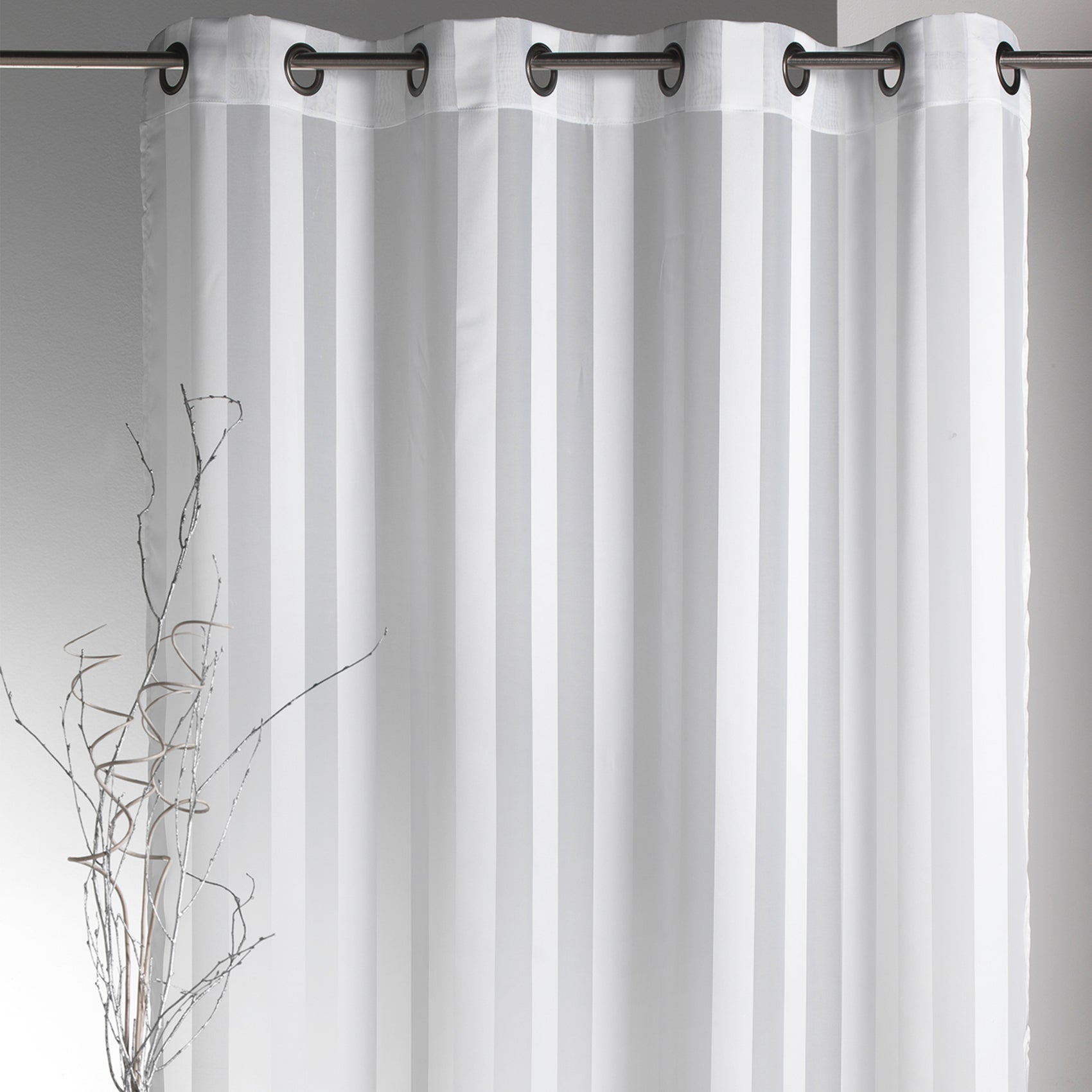 Voilage Uni à Rayures Fines – 140x260 Cm, 100% Polyester, 8 Oeillets, Blanc, Beige, Gris, Bleu, Rose Ou Jaune