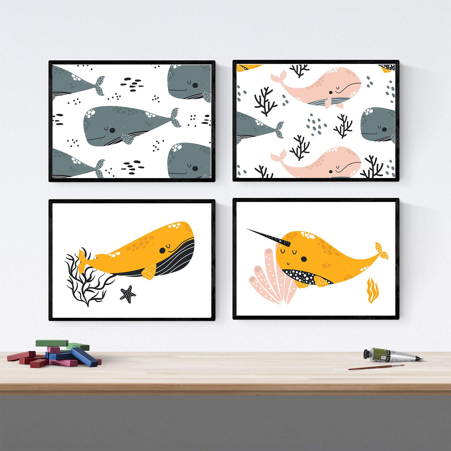 Pack de cuatro posters con ilustraciones de ballenas láminas con imágenes infantiles de ballenas composicion ballenas en fondo de mar sin marco - a3