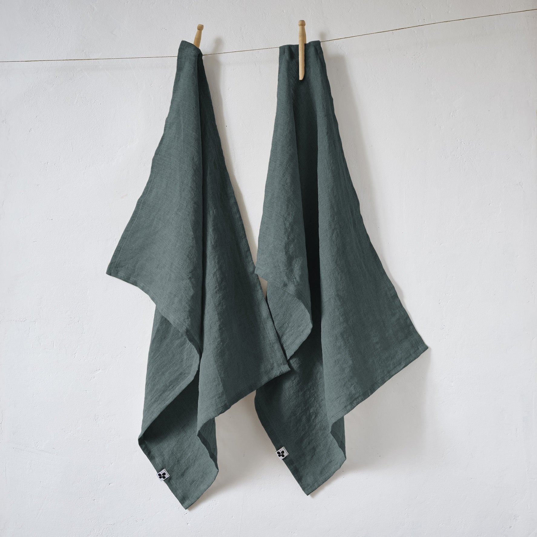 Tissu Lin Lavé Gris Foncé - Largeur 140 Cm, Vendu Au Demi-mètre (50 Cm), 100% Lin Français, 240g/m²