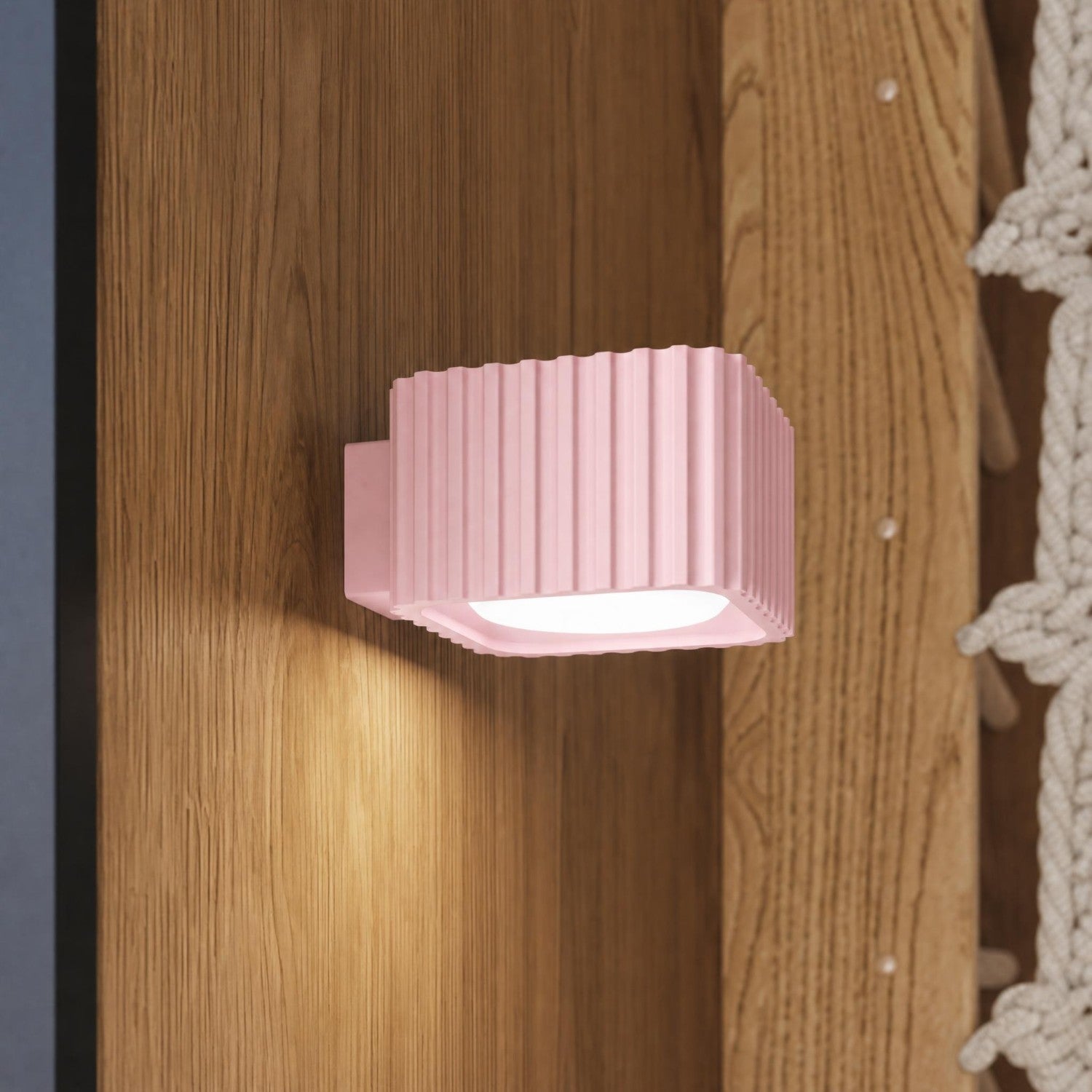 Plafonnier RIFF 1 rose Gx53, moderne - 10x10x6cm Sollux | Leroy Merlin