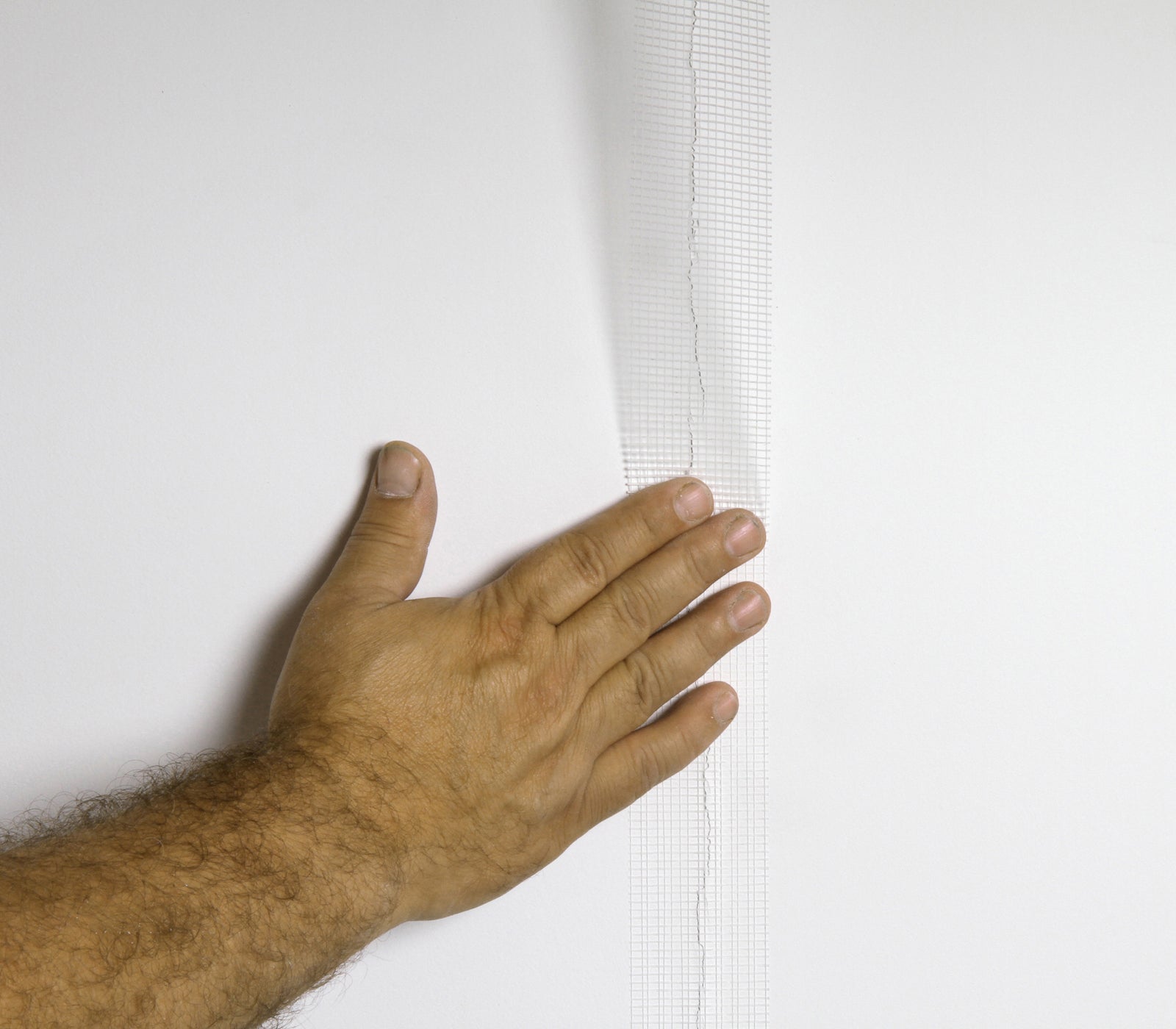 Bande grillagée adhésive Semin pour réaliser les joints des plaques de plâtre en association avec un enduit - 20 m - 2