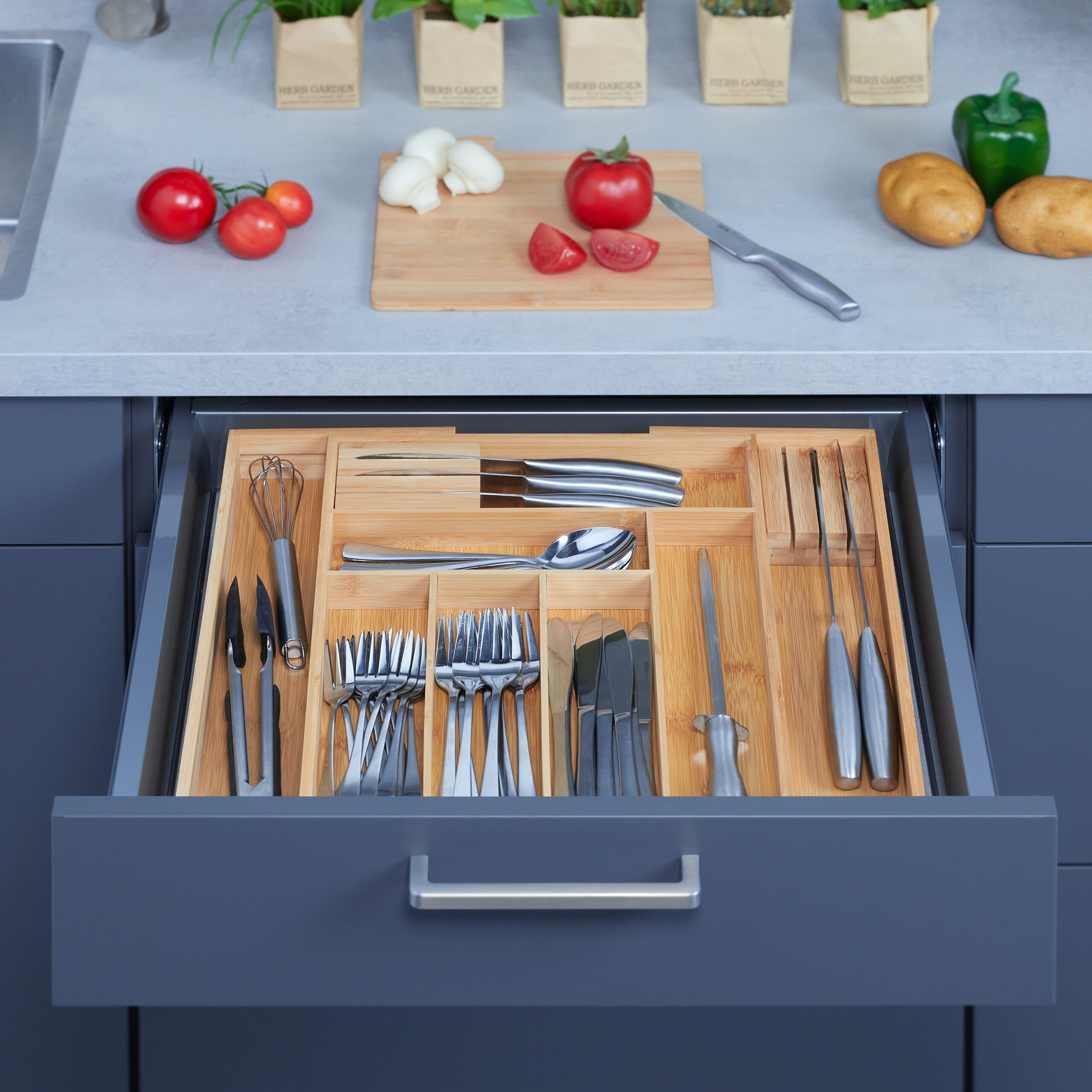 Cubertero Bambú Extensible Cajón, Bandeja Cubiertos 6-8 Espacios 2 Soportes Cuchillos, 5x32x43cm, Natural, Relaxdays - 4