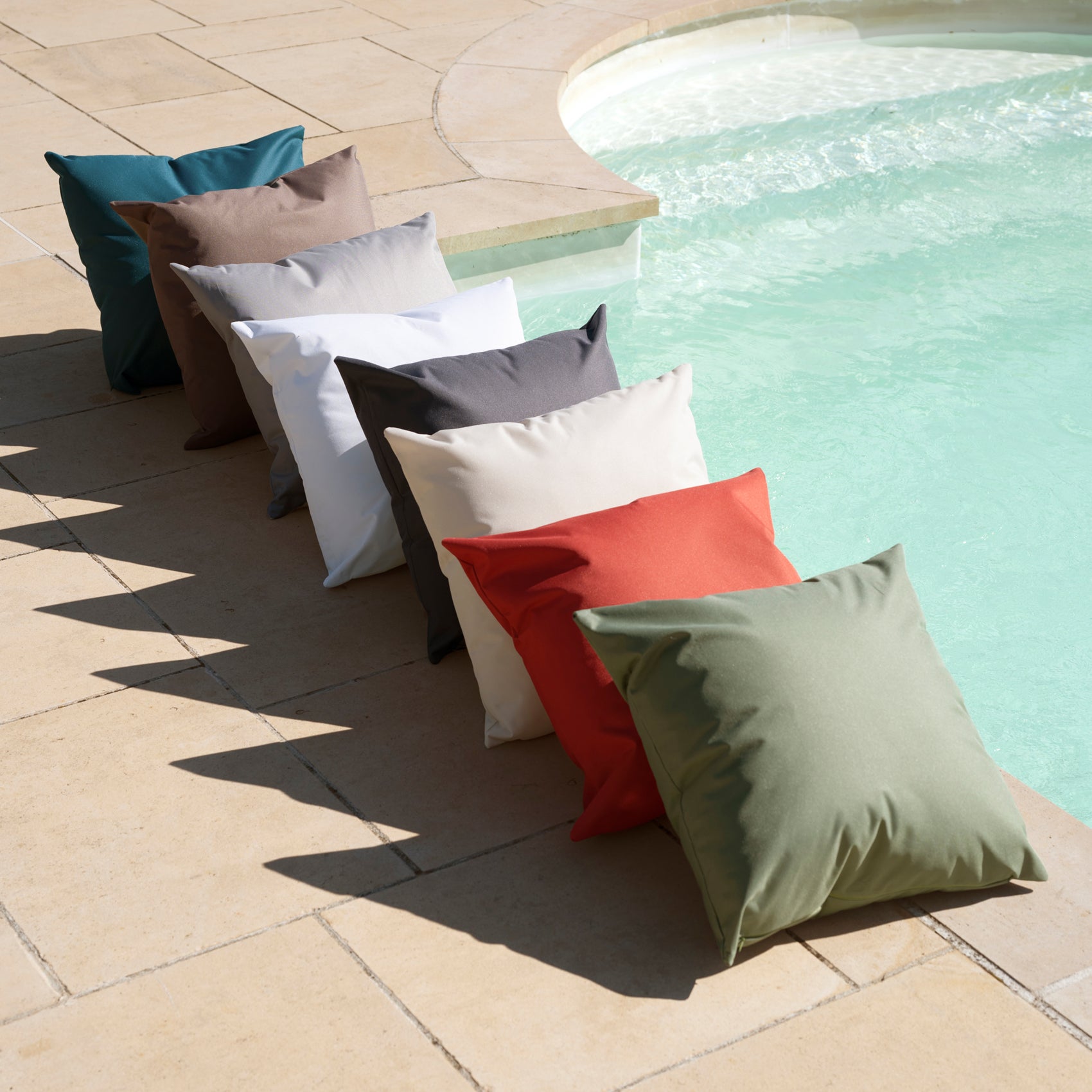 Coussin extérieur imperméable et déhoussable MINORQUE - Gris anthracite - 60x40 cm - Polyester - 2