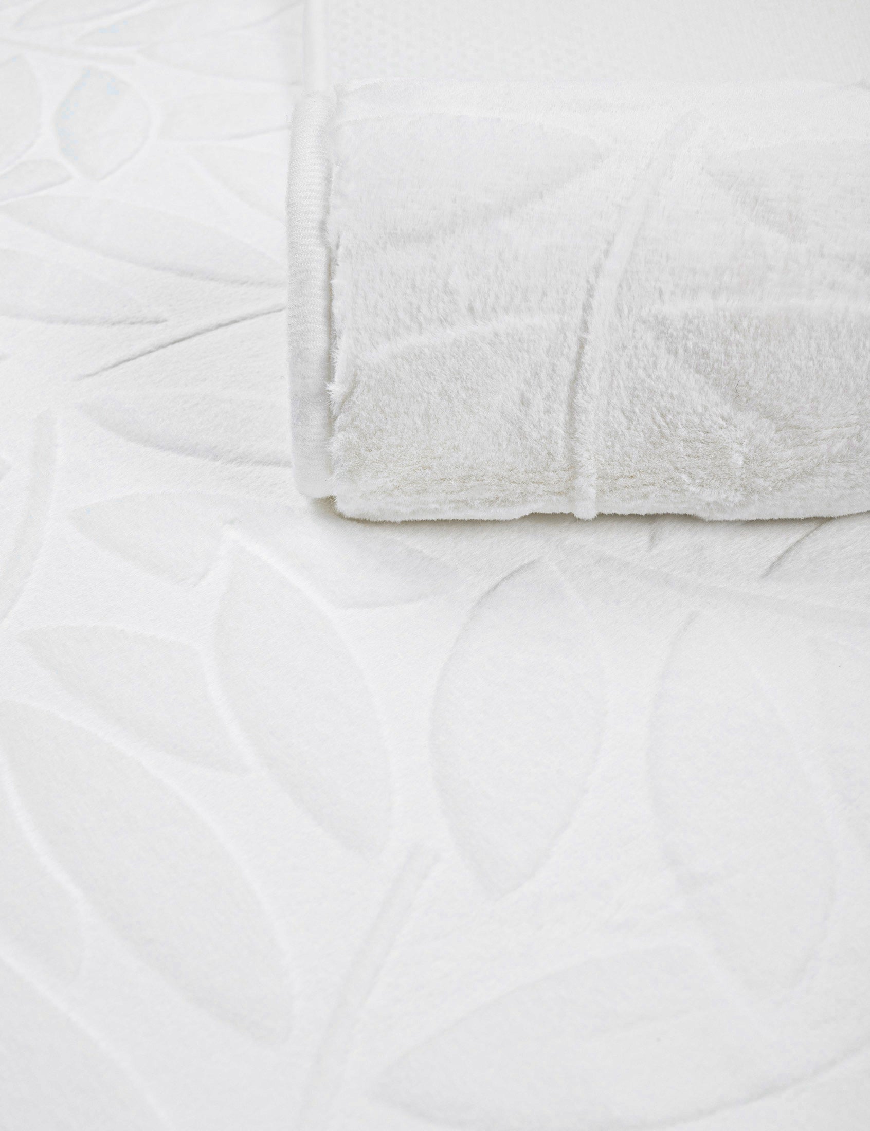 Dywan Multidecor Rabbit Sofia 80 x 150 cm liście ivory 1 szt. - 2
