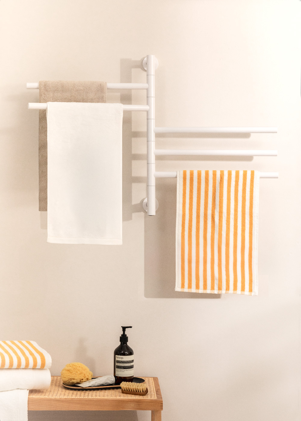 WARM TOWEL MINIMAL - Scaldasalviette elettrico con barre girevoli 180 Bianco - 3