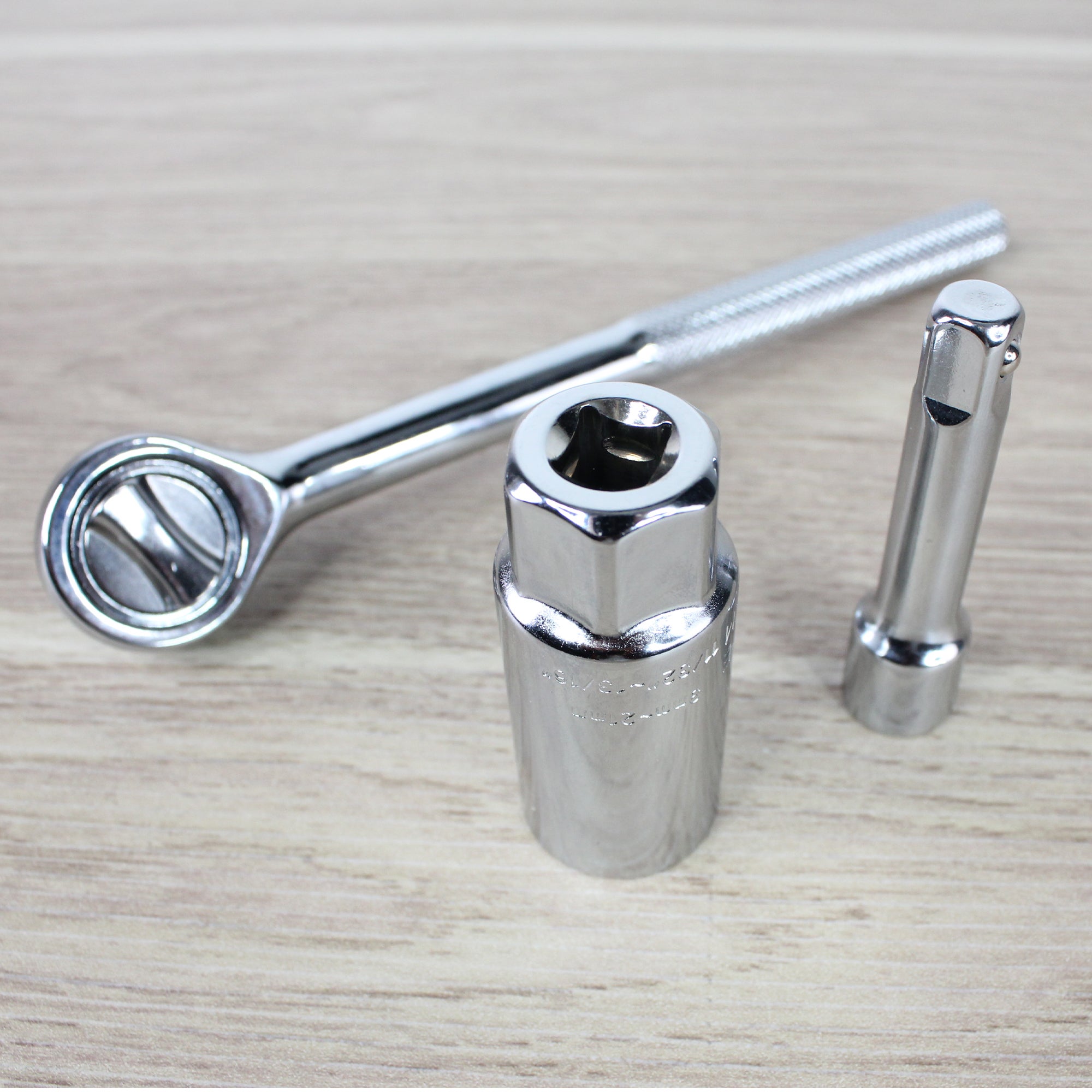 FISHTEC Chiave a cricchetto universale, Cromo vanadio, Adatta a tutti i tipi di dadi e bulloni - 5