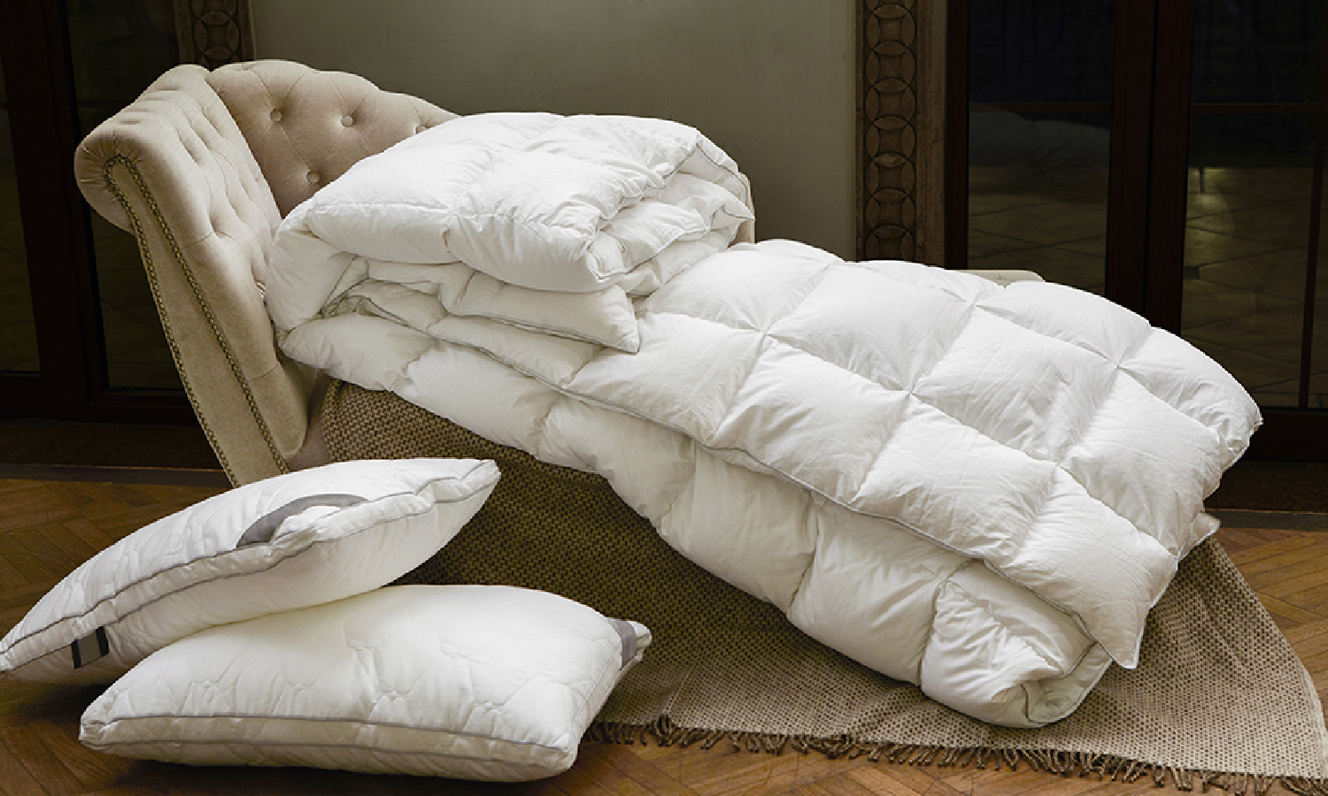Home Tresor - Piumino Letto Invernale 300gr/m² In Microfibra Morbida - Bianco, 200x200 (Una Piazza E Mezza), Anallergico E Traspirante - 3