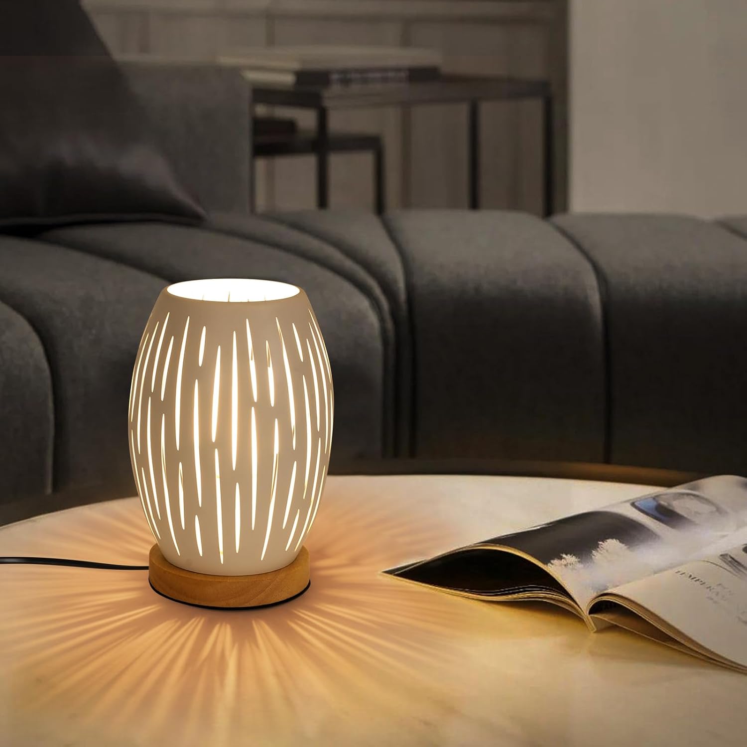 GOECO Lampe de Chevet E27, Lampe de Table avec Socle en Bois et Abat-jour en Métal Creux, Lampe de Bureau Décorative pour Chambre, Blanc - 5