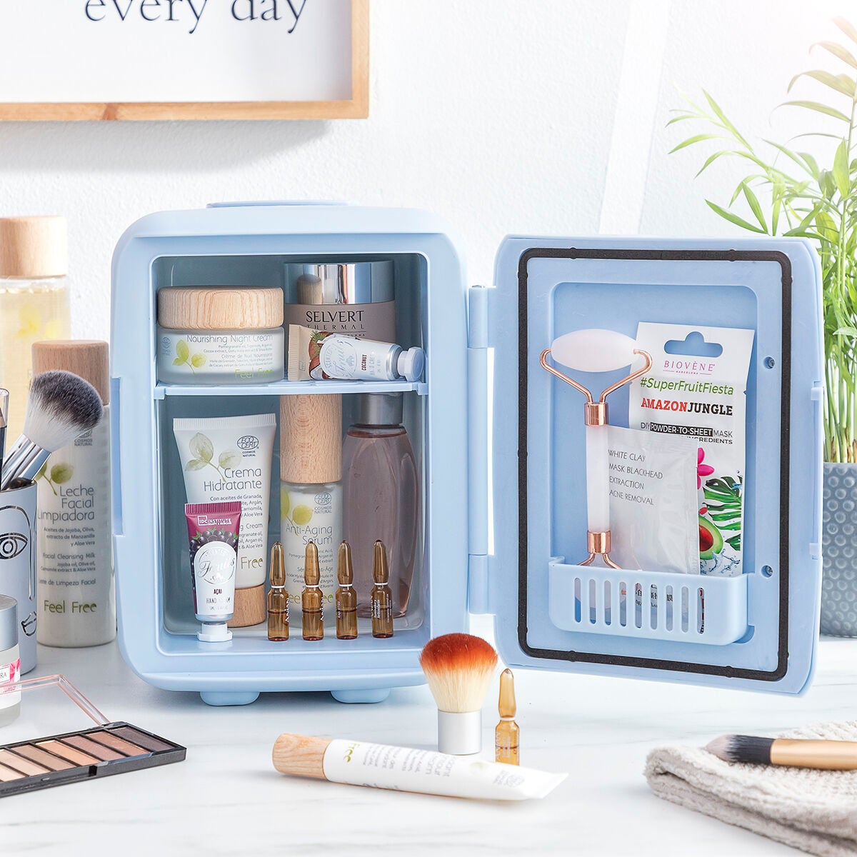 Mini Réfrigérateur à Cosmétiques Frecos InnovaGoods - 4