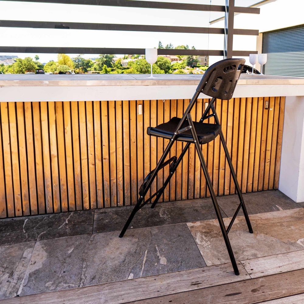 Lot de deux chaises de bar pliantes noires - Ht 120cm - Chaises hautes pliantes - Cadre en acier - avec dossier et repose pied - 5