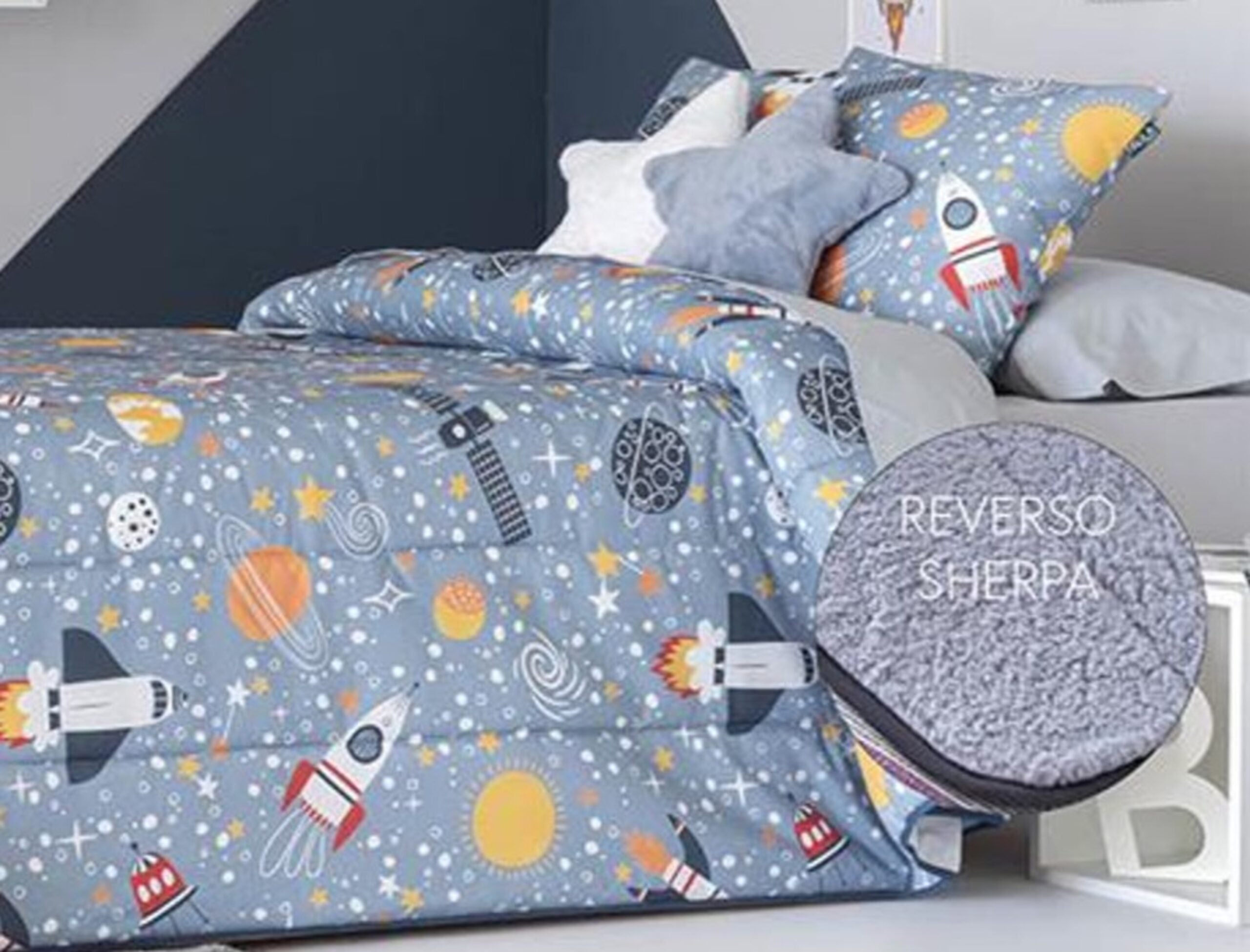 Edredón infantil con interior borreguito sherpa galaxia para cama de 105 cm