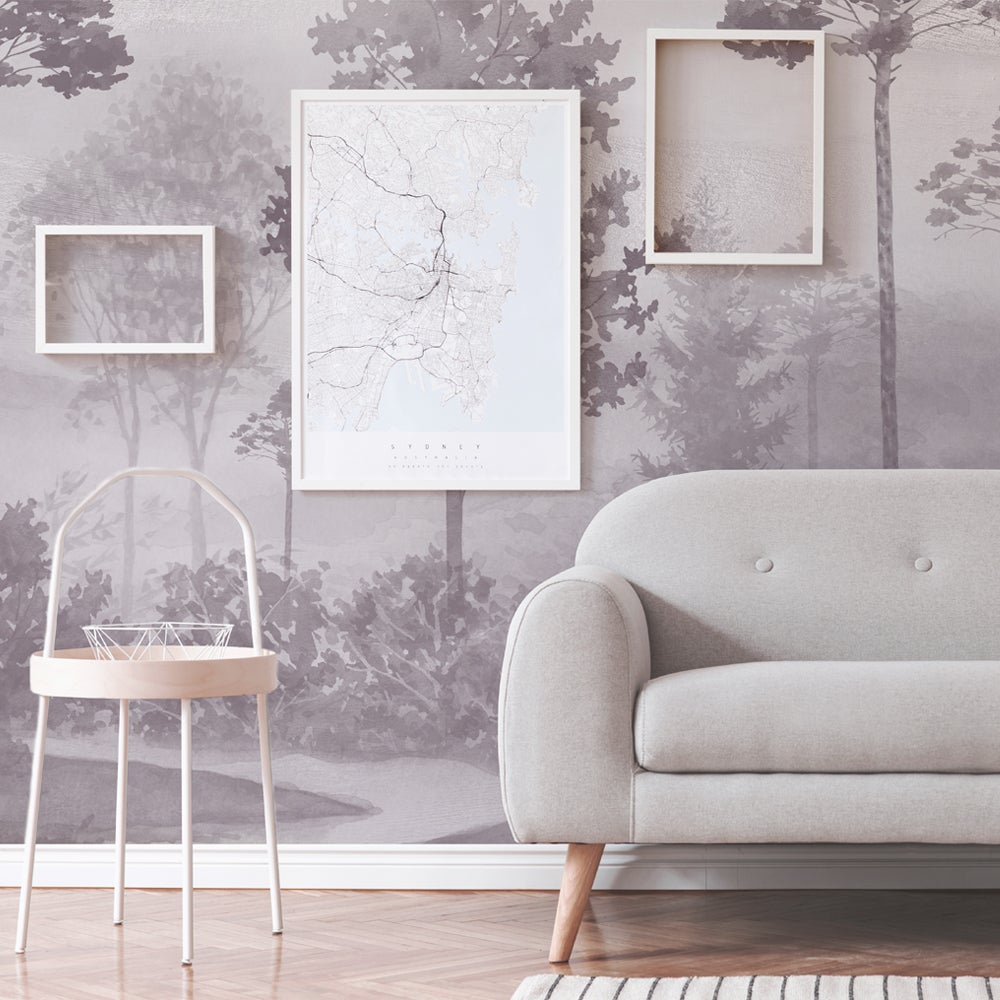 Mural vinílico autoadhesivo,texturizado, impermeable y con tintas ecológicas. the lost forest malva 321x260