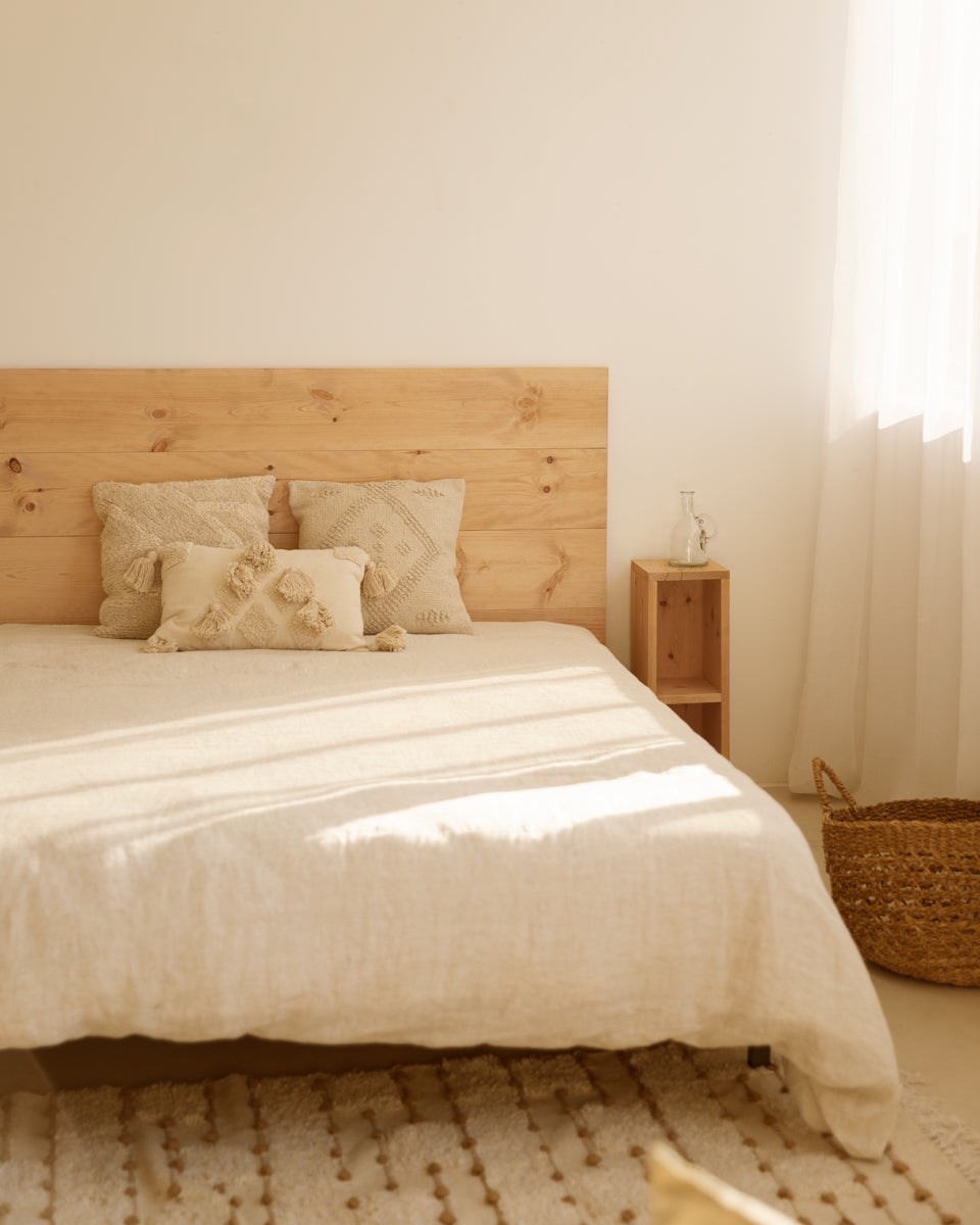 FLANDES - Cabecero de cama de madera maciza en tono roble medio de 160x80cm - DECOWOOD - 4