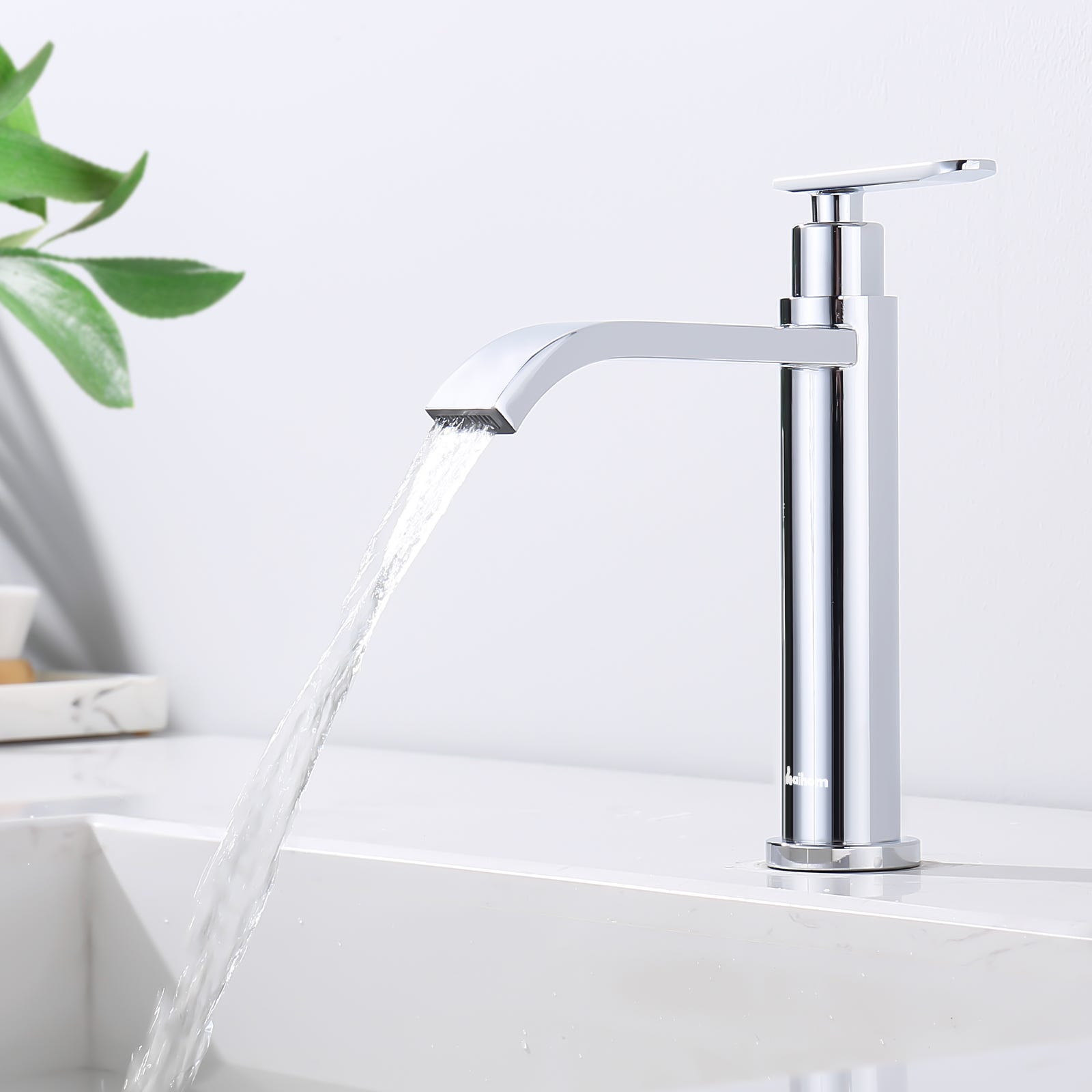 Robinet de lavabo simple de salle de bain - Robinet de salle de bain moderne chromé avec eau froide - 60 cm Robinet de lavabo simple de salle de bain - Robinet de salle de bain moderne chromé avec eau froide - 60 cm