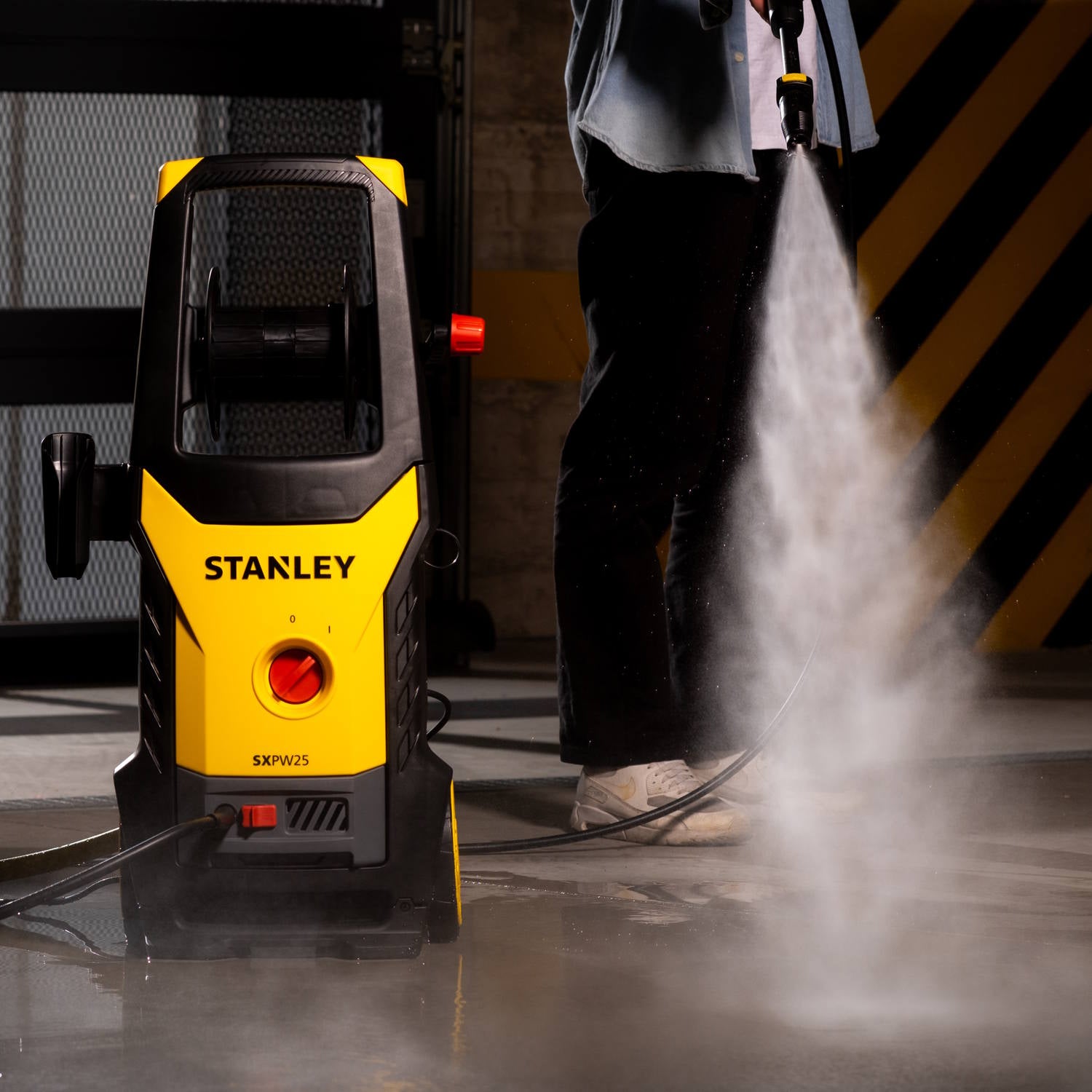 Nettoyeur Haute Pression Stanley SXPW25 (2.500 W, 170 bar, 500 l/h) - 2