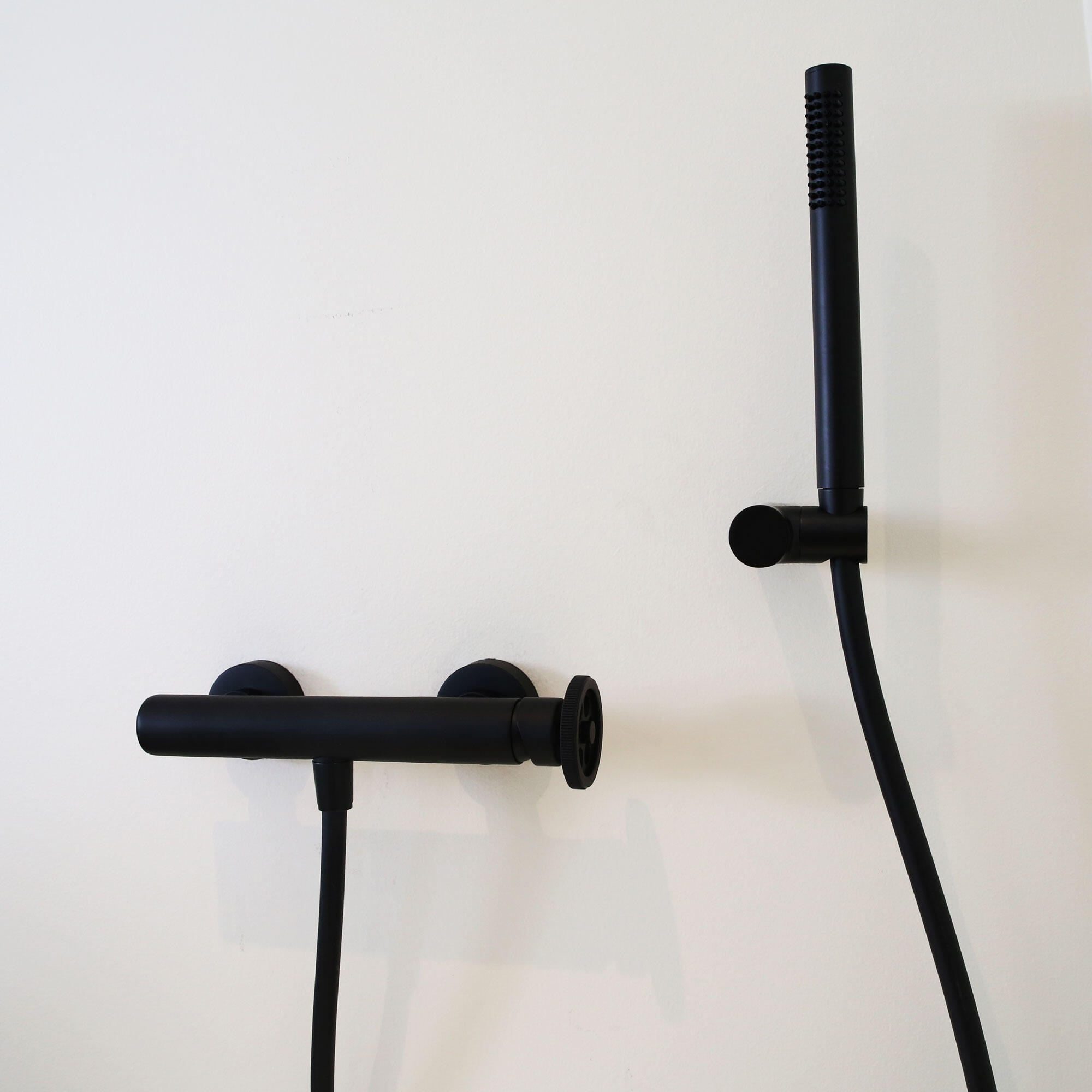 Mitigeur mécanique douche ESSEBAGNO Indus Noir mat - 4