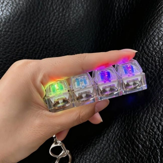 Fidget Porte-clés avec clavier RVB pour soulager le stress – Jouet sensoriel léger en plusieurs options de couleur, adapté pour le bureau, l'école, la maison (PC avec lumière multicolore Fidget Porte-clés avec clavier RVB pour soulager le stress – Jouet sensoriel léger en plusieurs options de couleur, adapté pour le bureau, l'école, la maison (PC avec lumière multicolore
