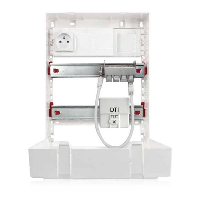 Cahors - Tableau de communication Evolink TC 351 grade 2/3 en saillie RJ45 - 0802393R13