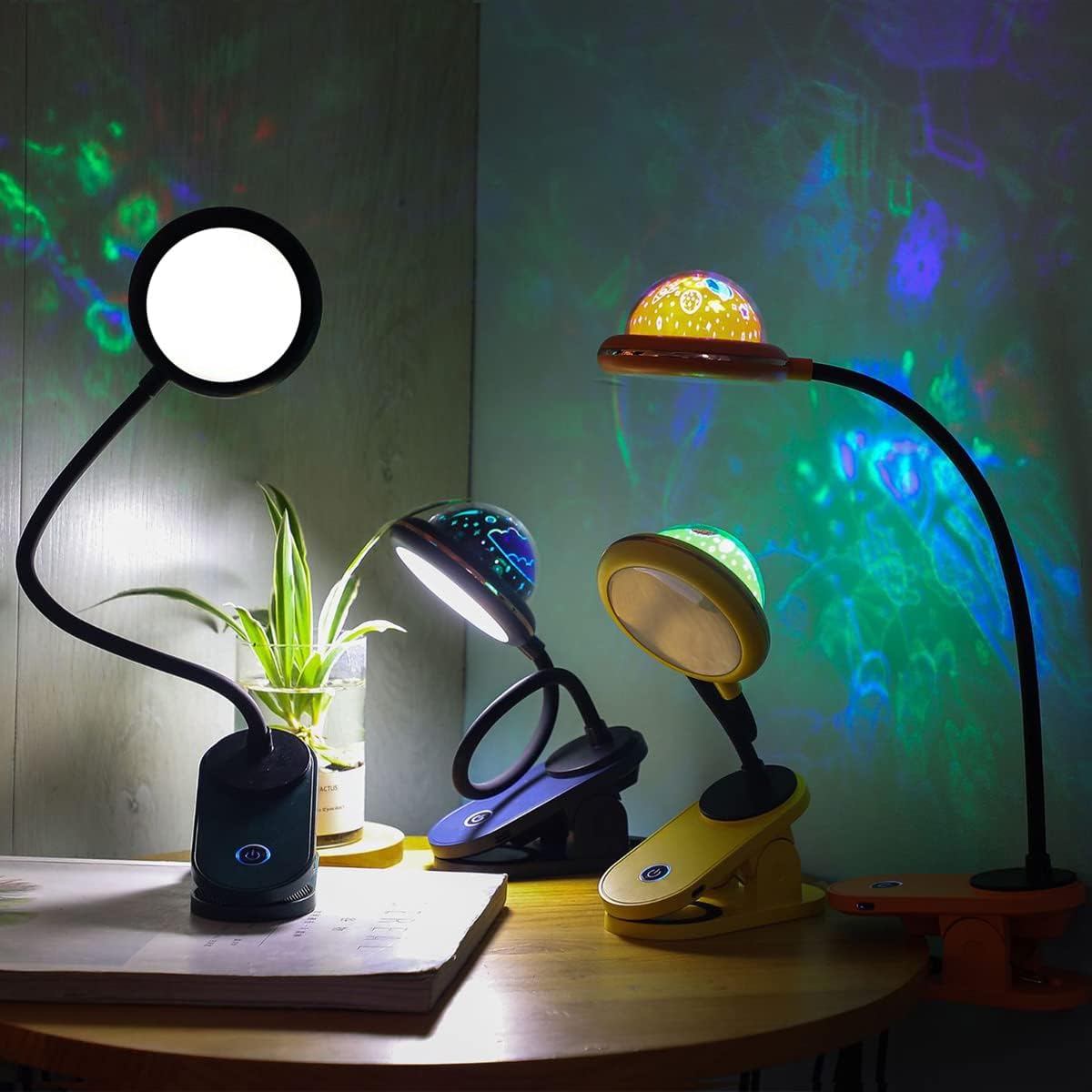 Lampa LED z klipsem dla dzieci, różowa, ładowana przez USB, do czytania z projekcją gwiazdek, z gęsią szyjką 360° - 4