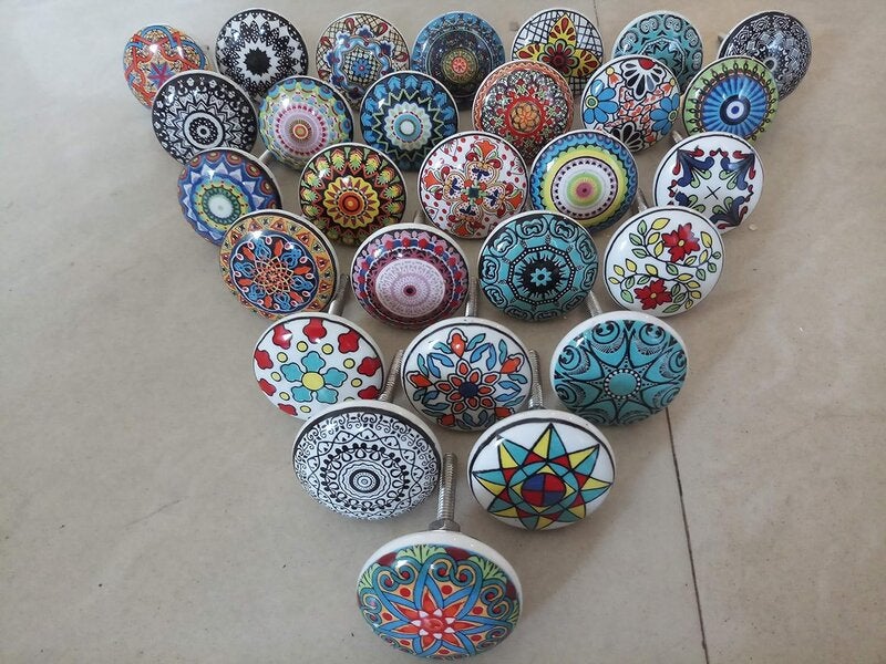 Set de 20 de mânere de ușă din ceramică și metal, cu model Mandala colorat, lucrate manual, de la Knobsworld 20buc