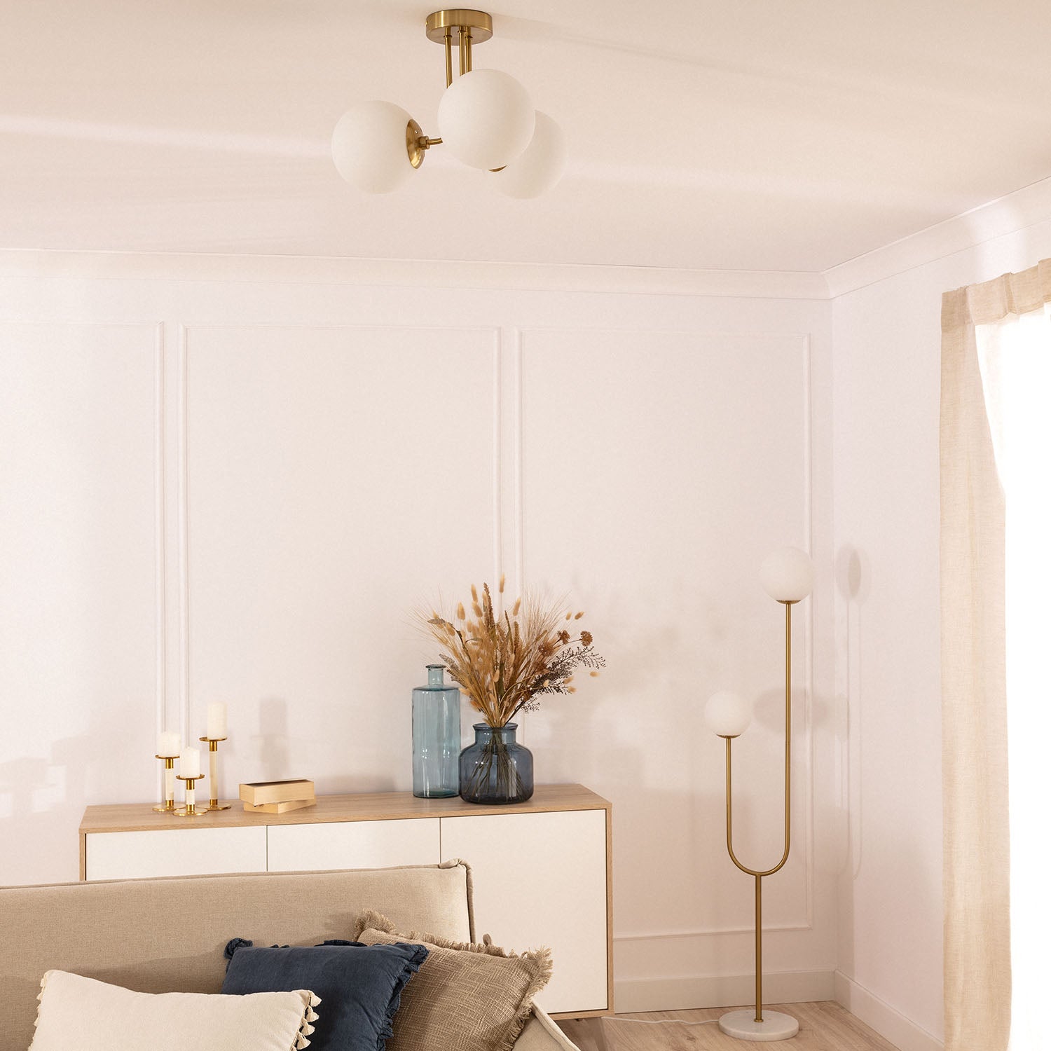 Plafonnier Moonlight Brass | Métal et Verre | 3 Spots pour Ampoules E27 | Installation Intérieure IP20 | Design Élégant pour Salon - 3