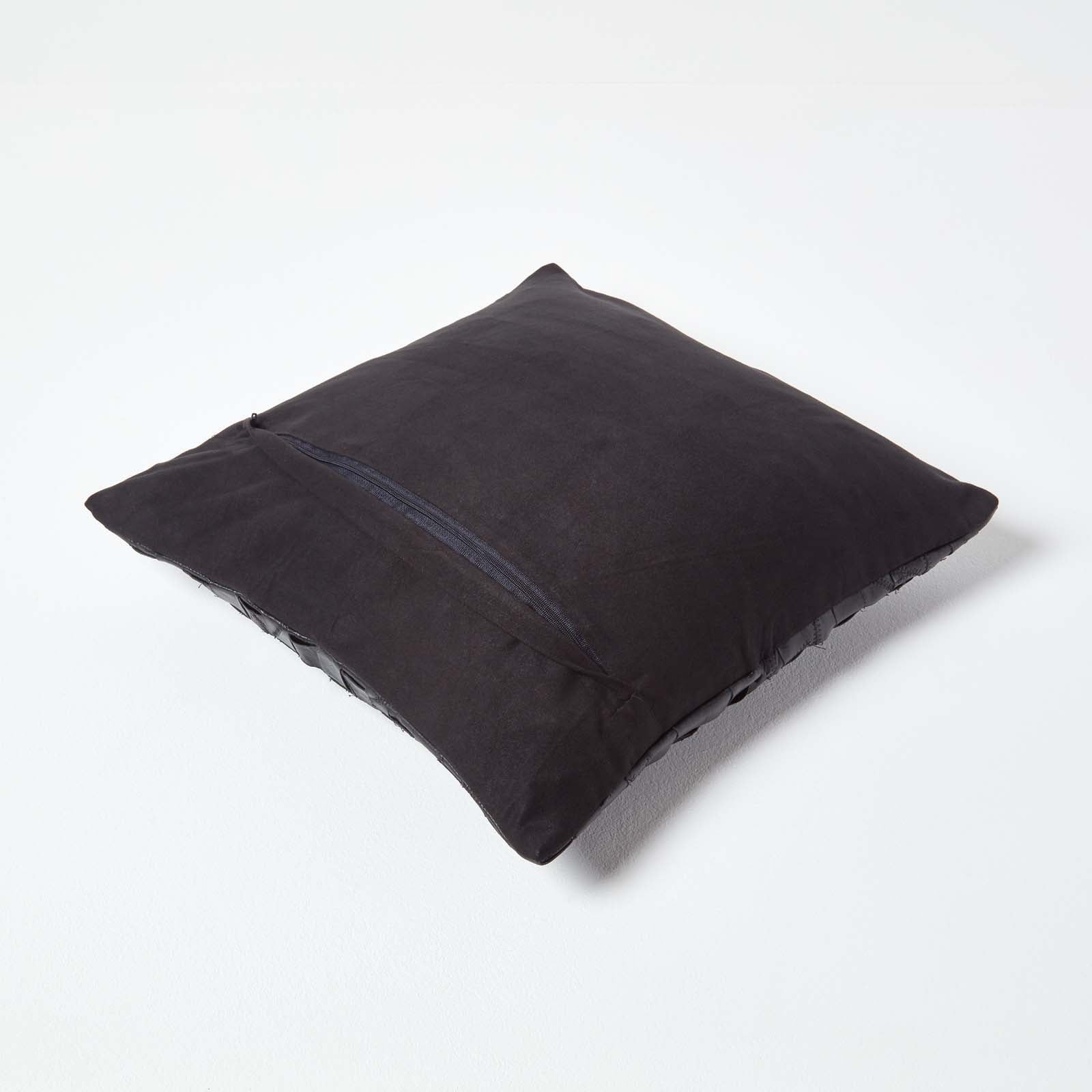Homescapes Housse de coussin en cuir tressé recyclé noir 45 x 45 cm - 3