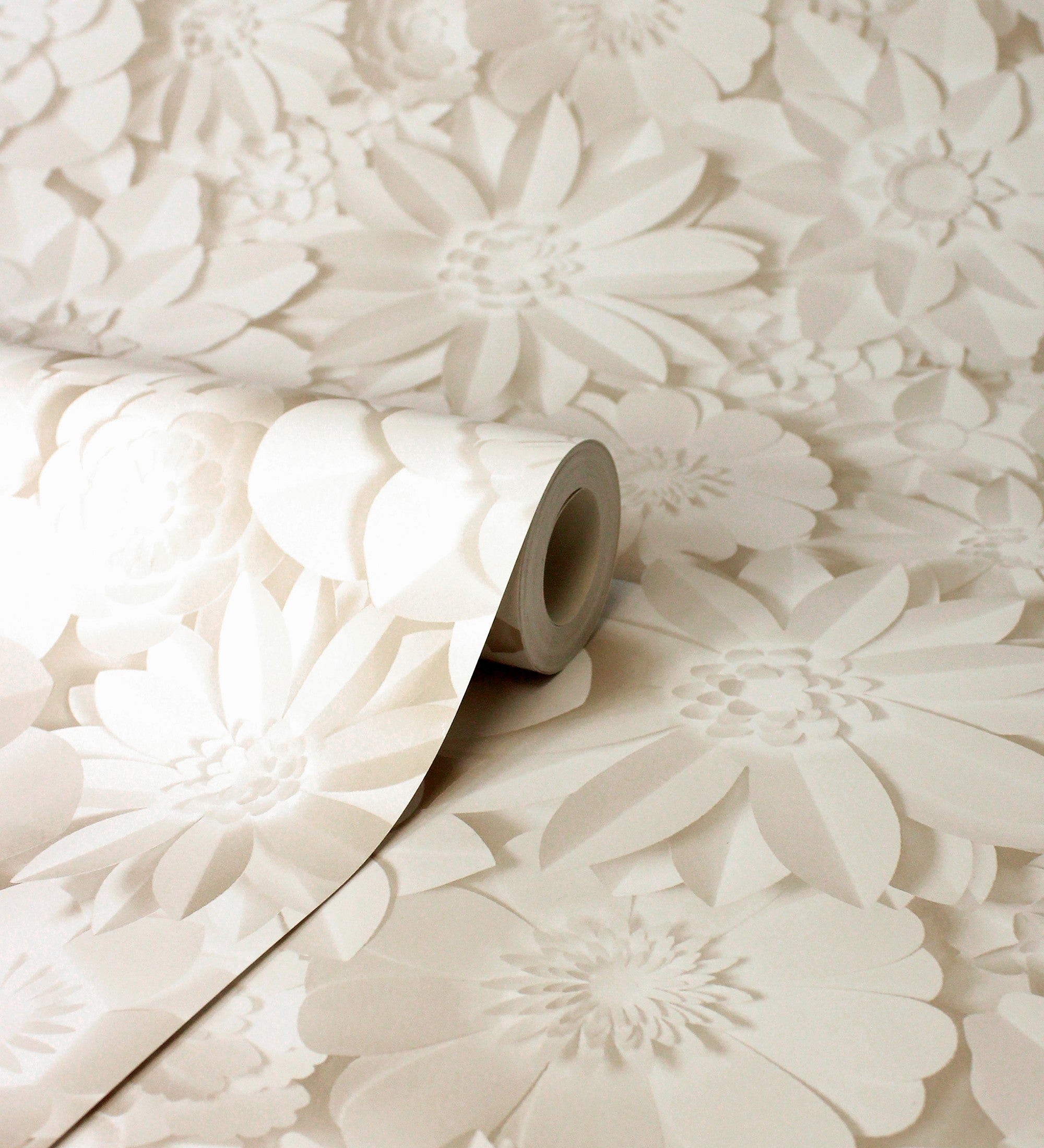 Papier peint floral effet 3D beige, style origami - Enora Petals 683533 de GAULAN - Rouleaux de 10 m x 0,53 m - 3