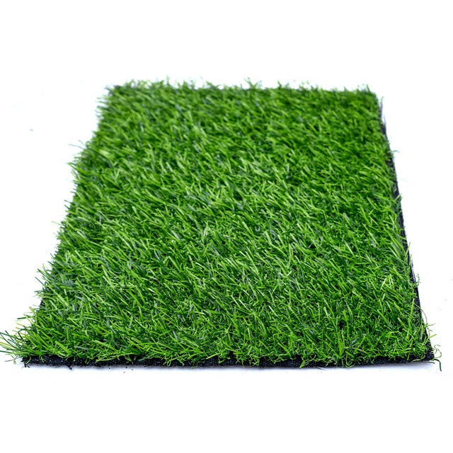 L'erba sintetica è ideale per terrazze, giardini e altri spazi simili. Spessore: 20 mm (0,5 m x 3 m).