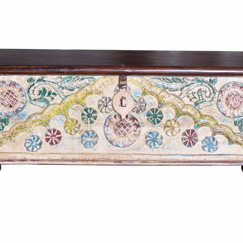 Skrzynia z wielokolorowego drewna manguier