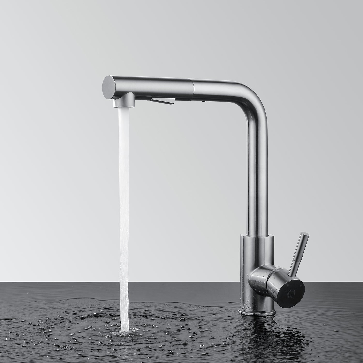 Rubinetto for lavabo da bagno con spruzzatore estraibile