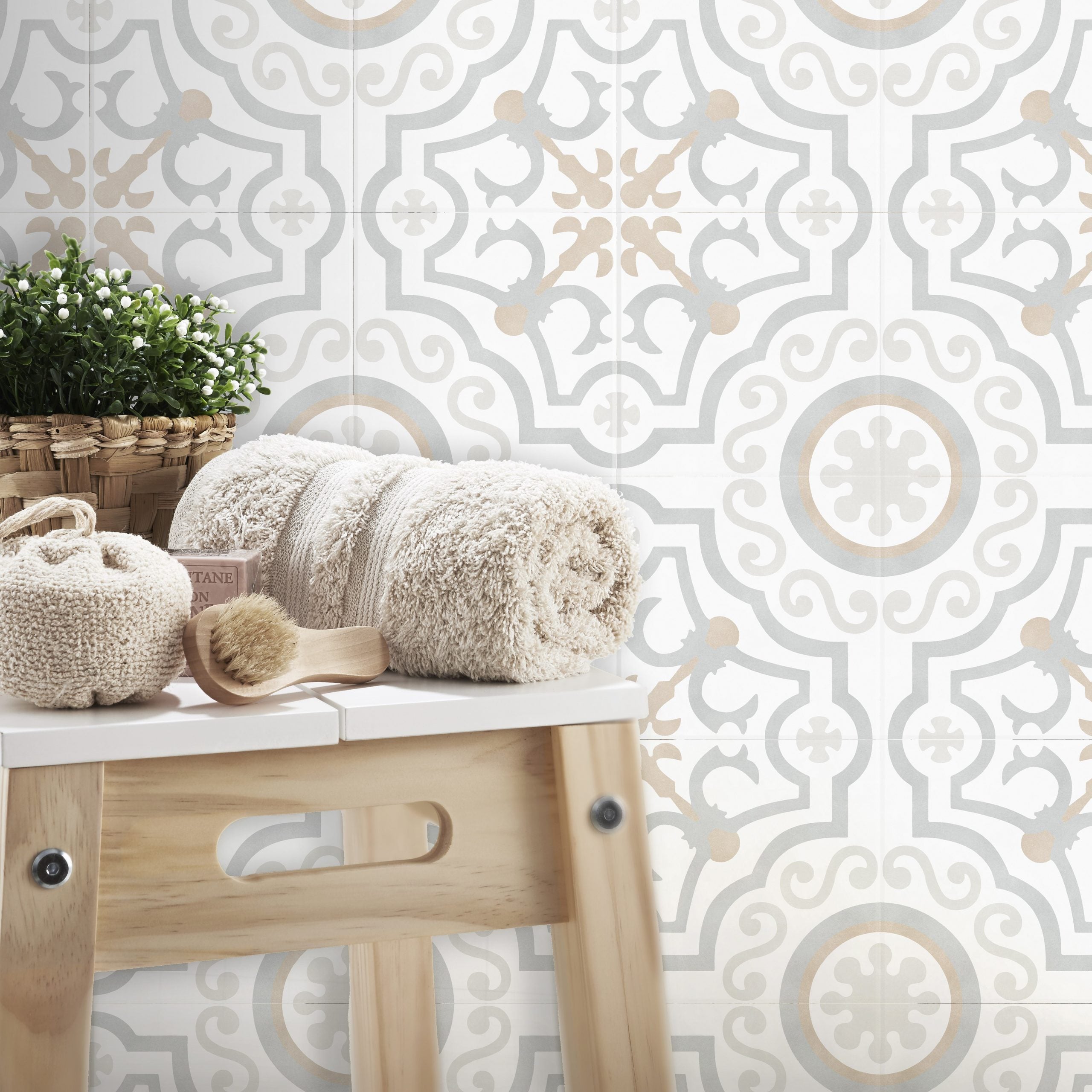 Hydrauliczna okładzina z gresu porcelanowego do podłóg i ścian Kali Frame 15x15 cm