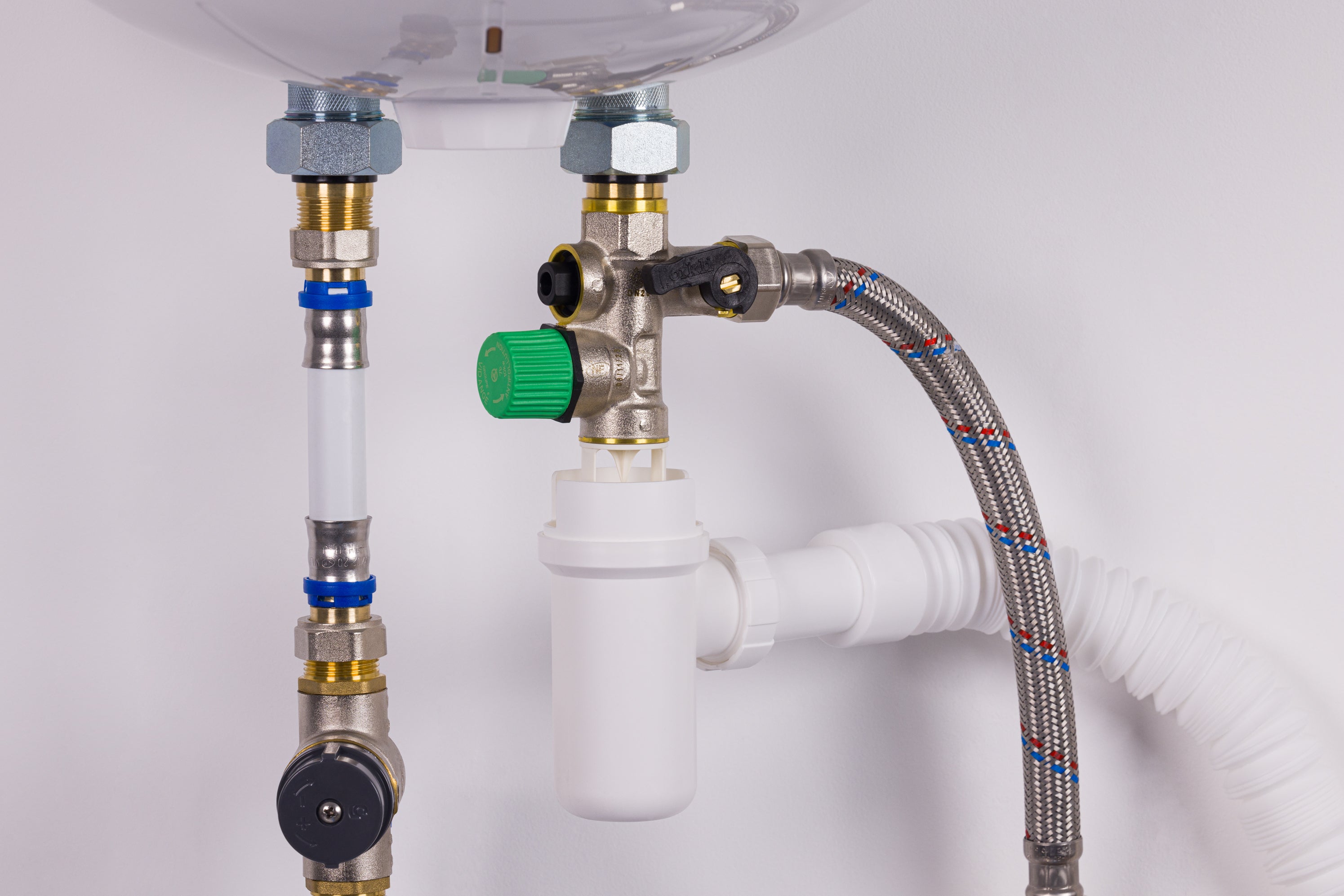 Kit complet raccordement chauffe-eau avec groupe de sécurité droit siège téflonné anti-calcaire + fixations QUICK PLOMBERIE - 3