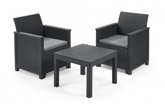 Jardin de salon en résine Table d'effet en rotin plus deux fauteuils Emma Balcony Keter