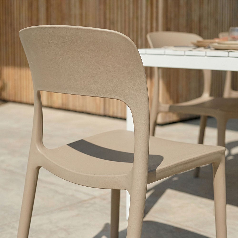 Lot de 4 chaises Barbara de jardin empilables en polypropylène avec fibre de verre caramel - 3