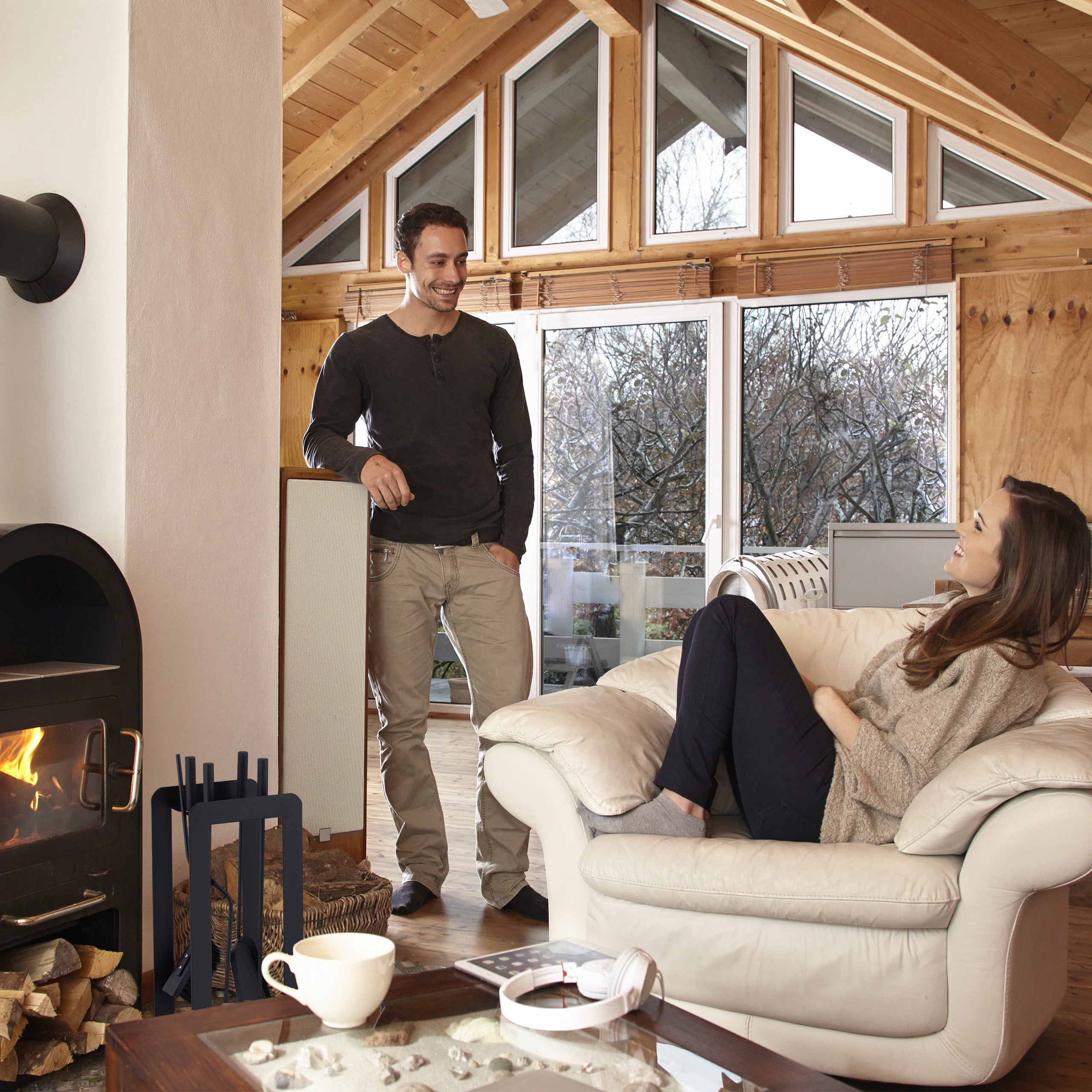 Serviteur de cheminée, moderne, 5 pièces : tisonnier, pelle à cendres, balai, pince et support, noir, Relaxdays - 3