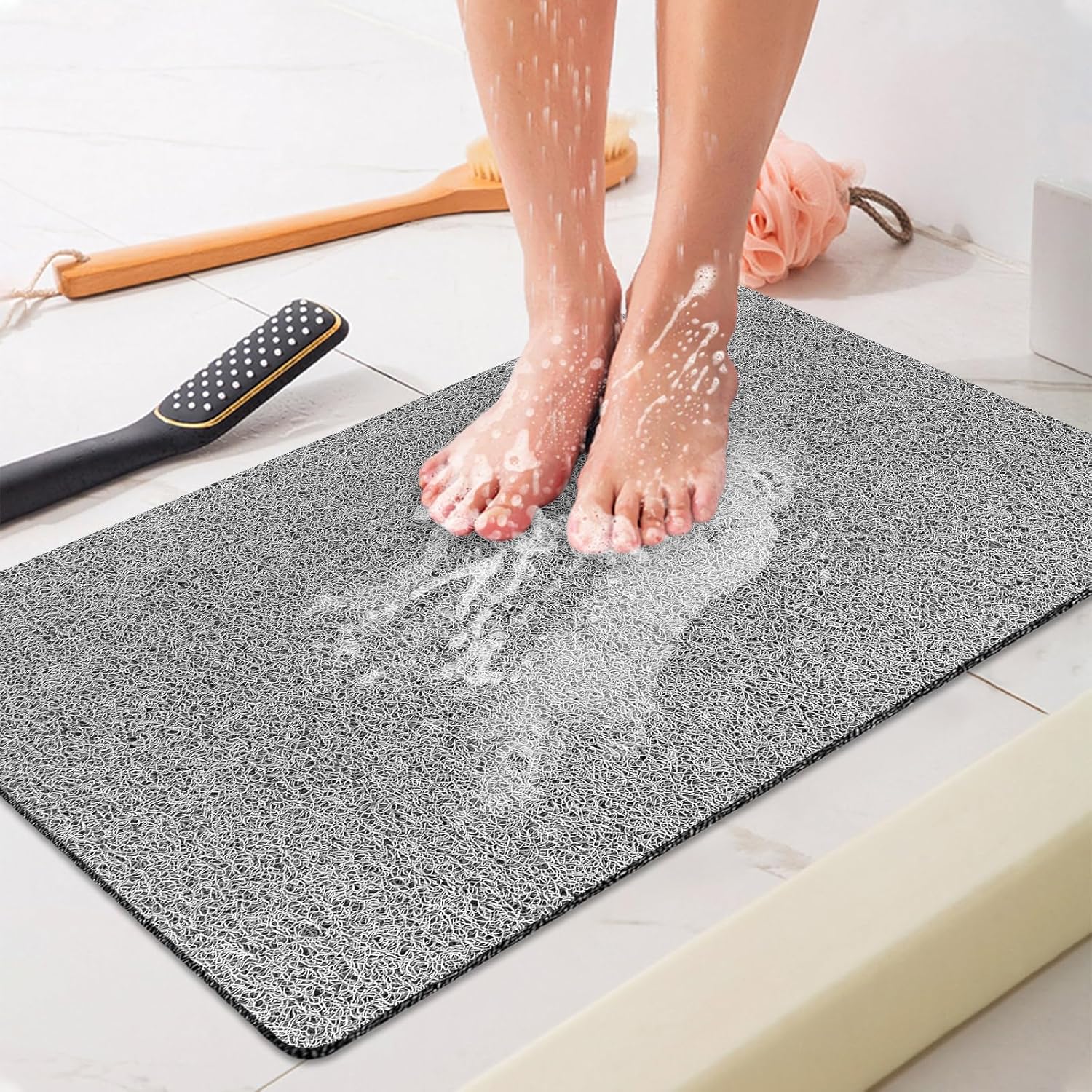 Mata łazienkowa antypoślizgowa, 60 x 90 cm, miękka i wygodna, z otworami drenażowymi, wykonana z PVC, do wanny, masująca, szybkoschnąca (szara)
