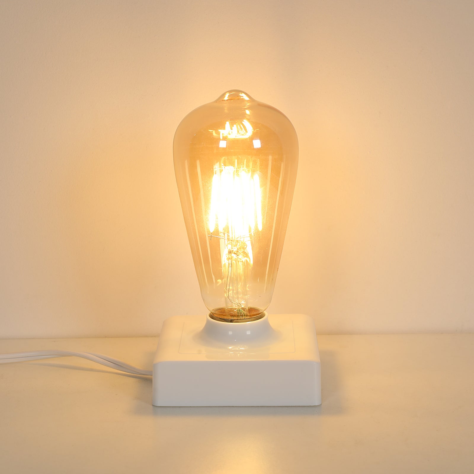 COMELY Ampoules LED Filament ST64 Ambre 4W E27, Lot de 6, Lumière Chaude 3000K, Ampoule Vintage Déco pour Suspension, Plafonnier et Lampe Intérieure - 4