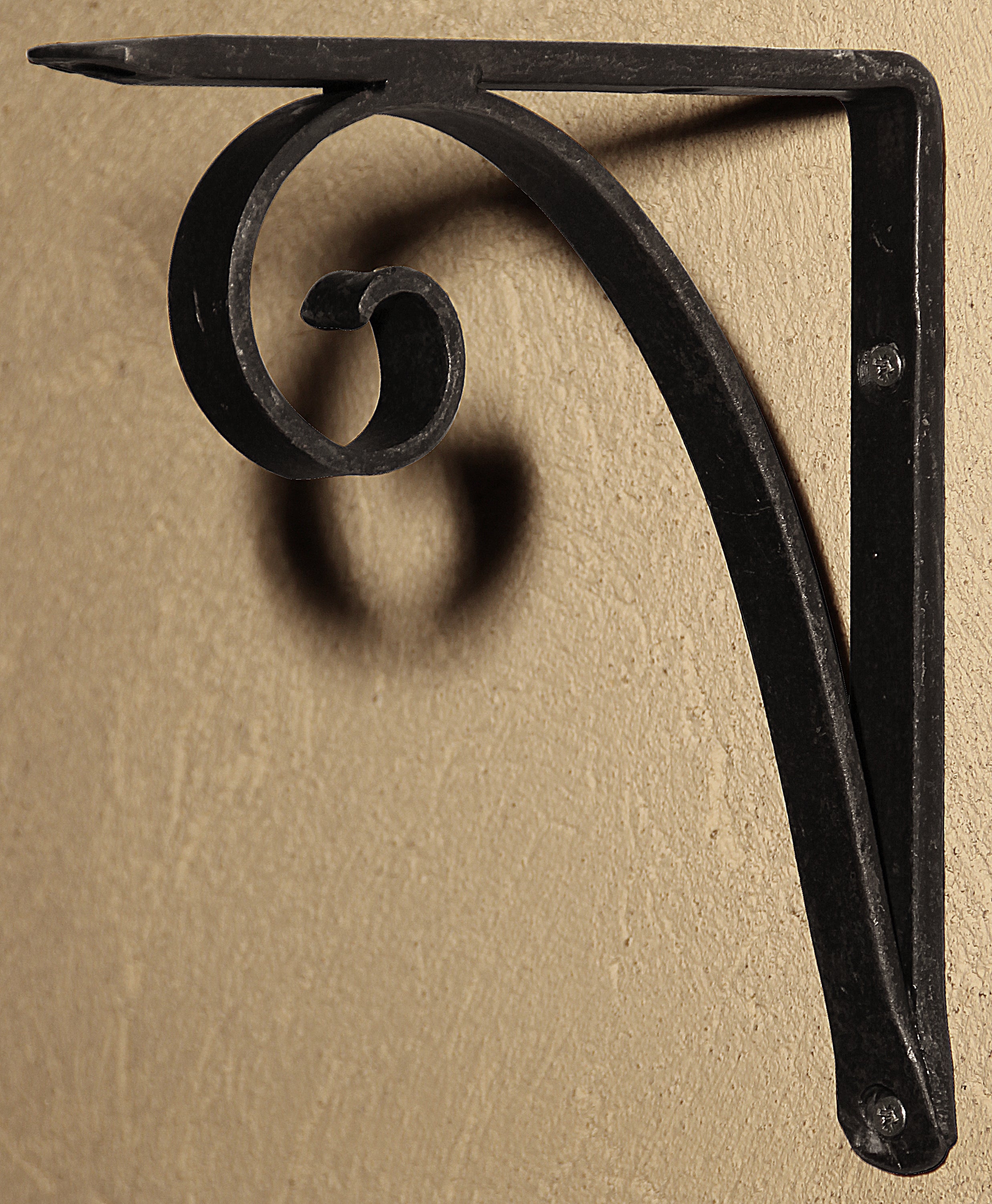 Equerre CHAPLIN by ÔTHENTIK en fer 