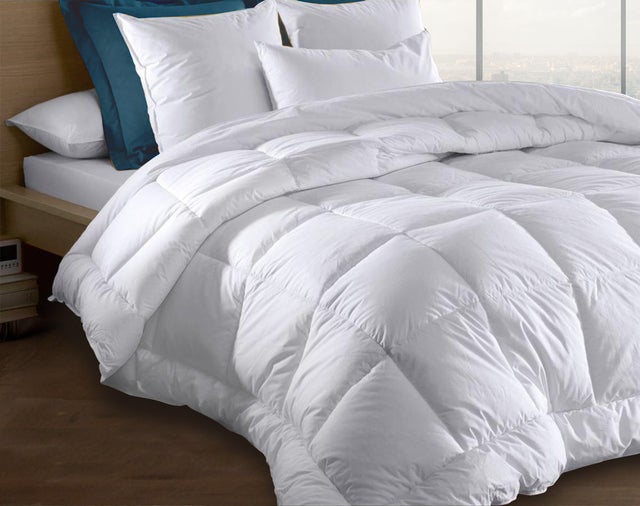 Couette microfibre 220x240 - Blanche - 550 grs/m2