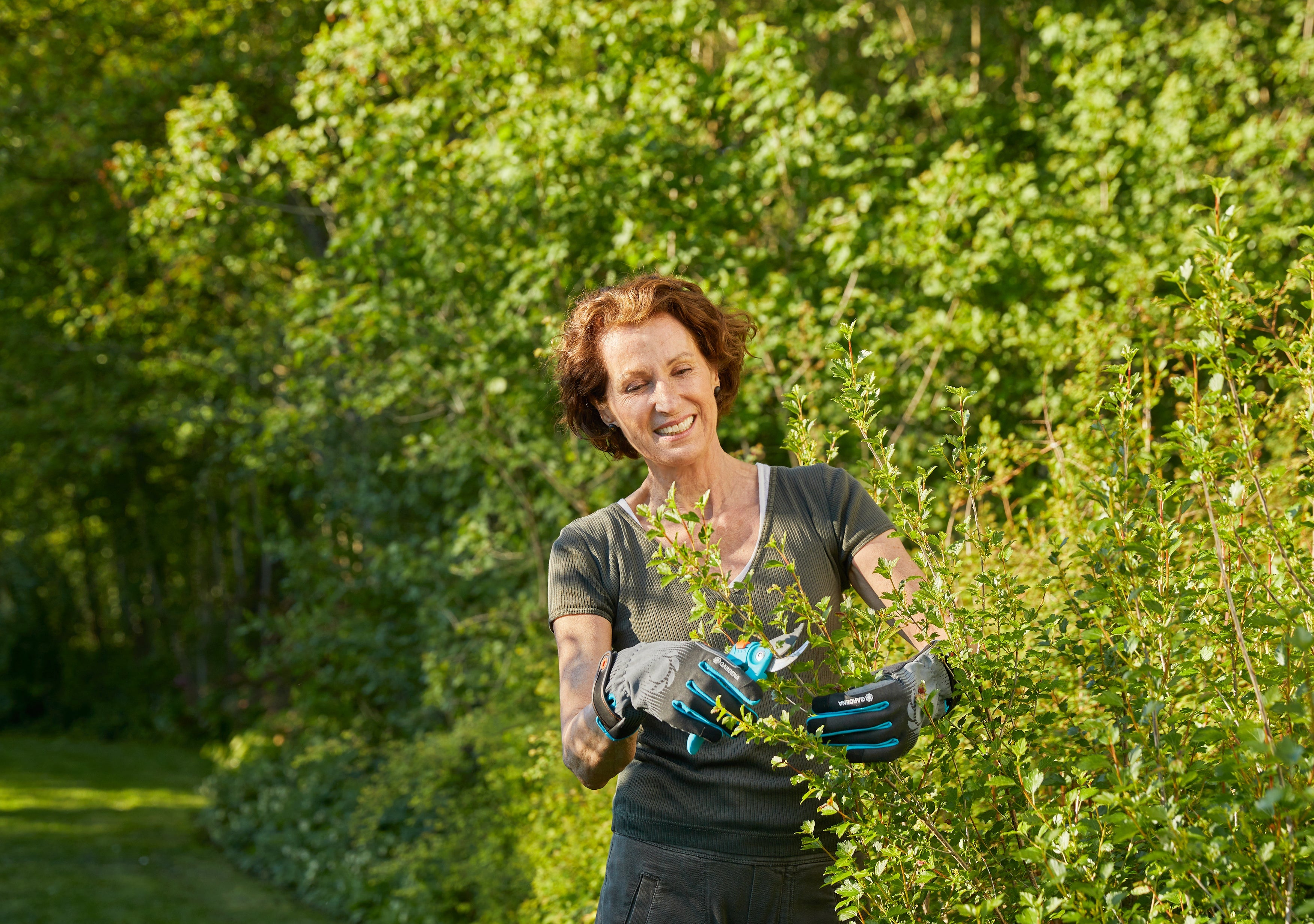 GARDENA Gants de jardin pour arbustes & épineux (Taille 8 / M) (11530-20) - 4